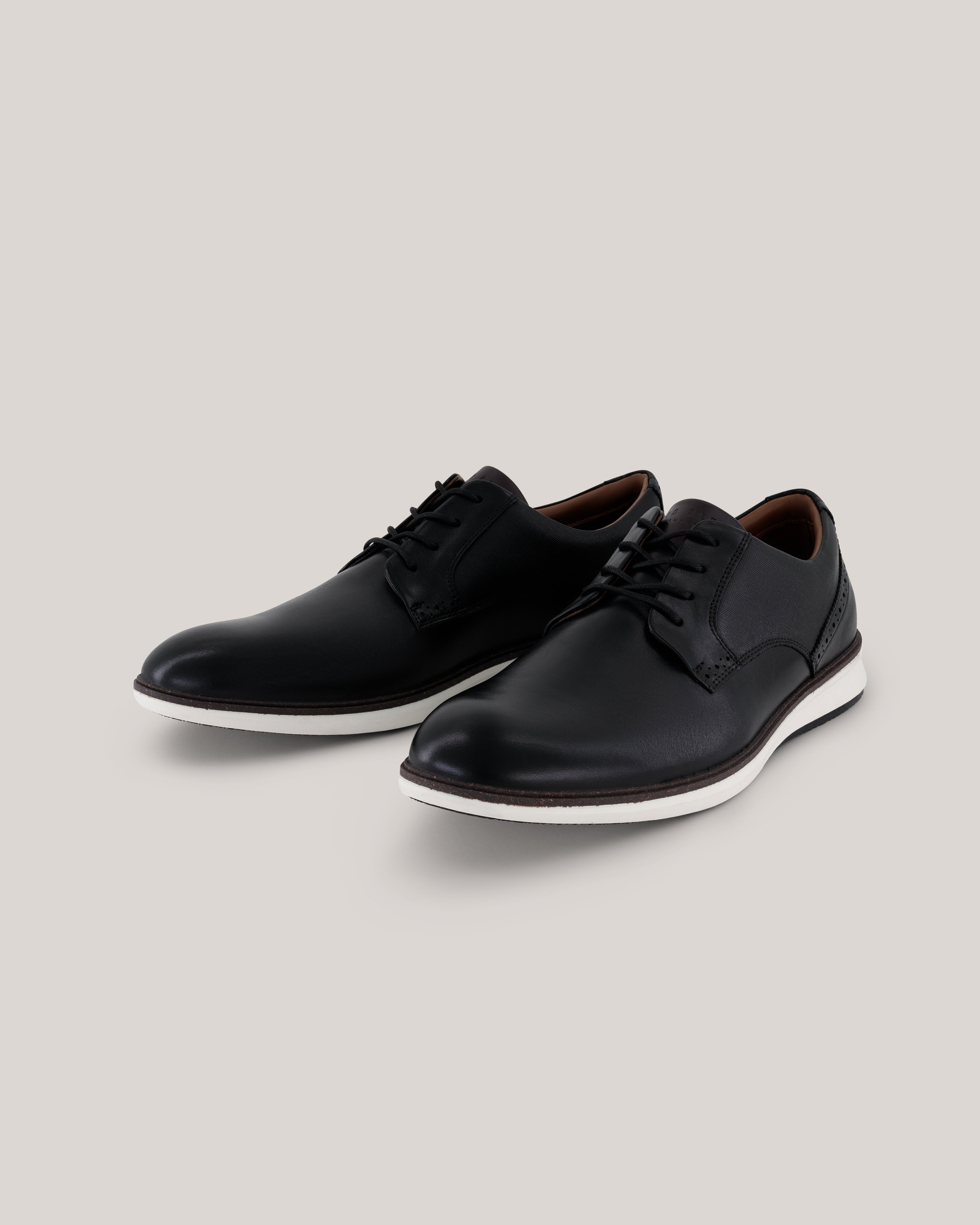 هكسلي حذاء هايبرد لون أسود