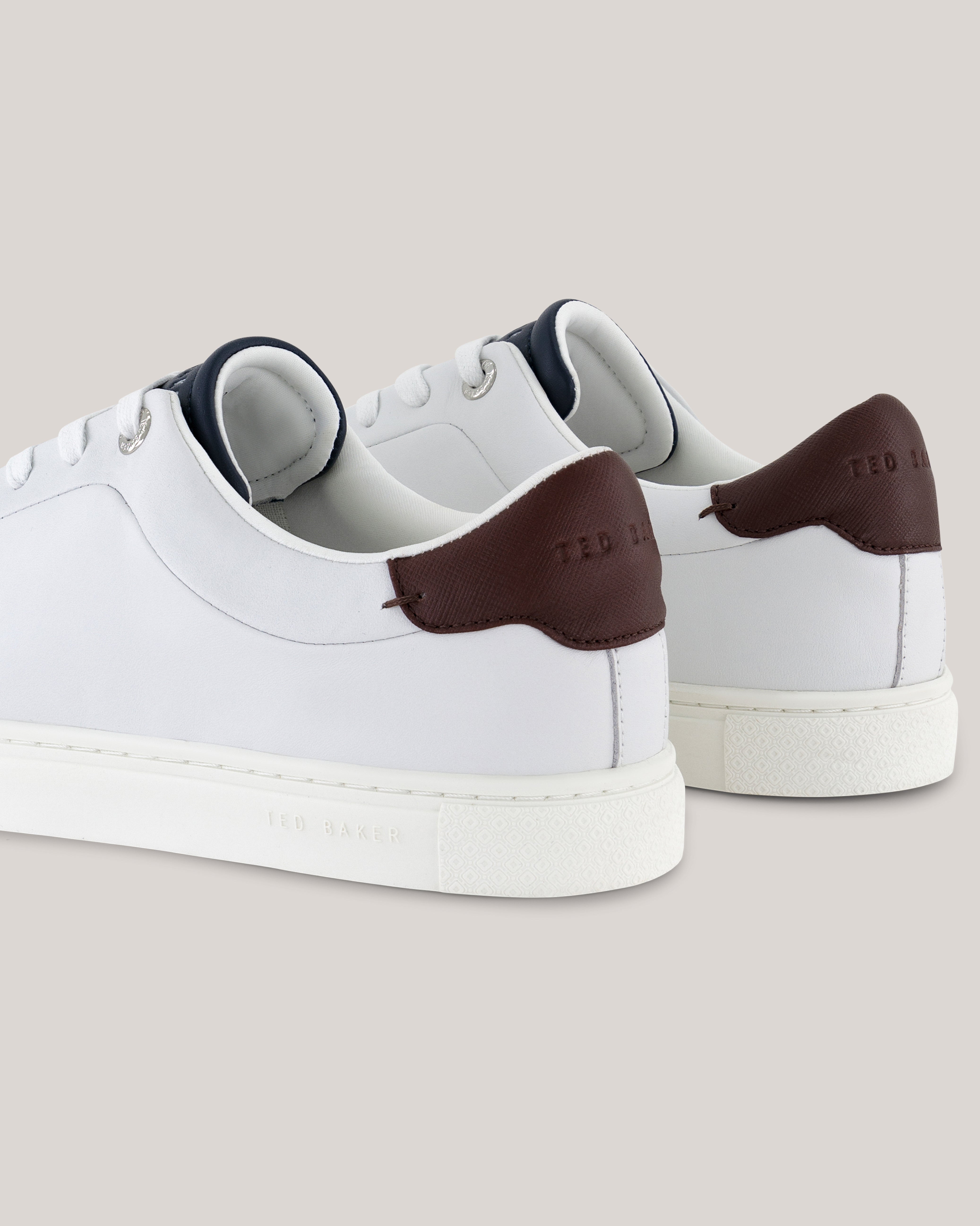 Rbertoo Leather Sneaker White