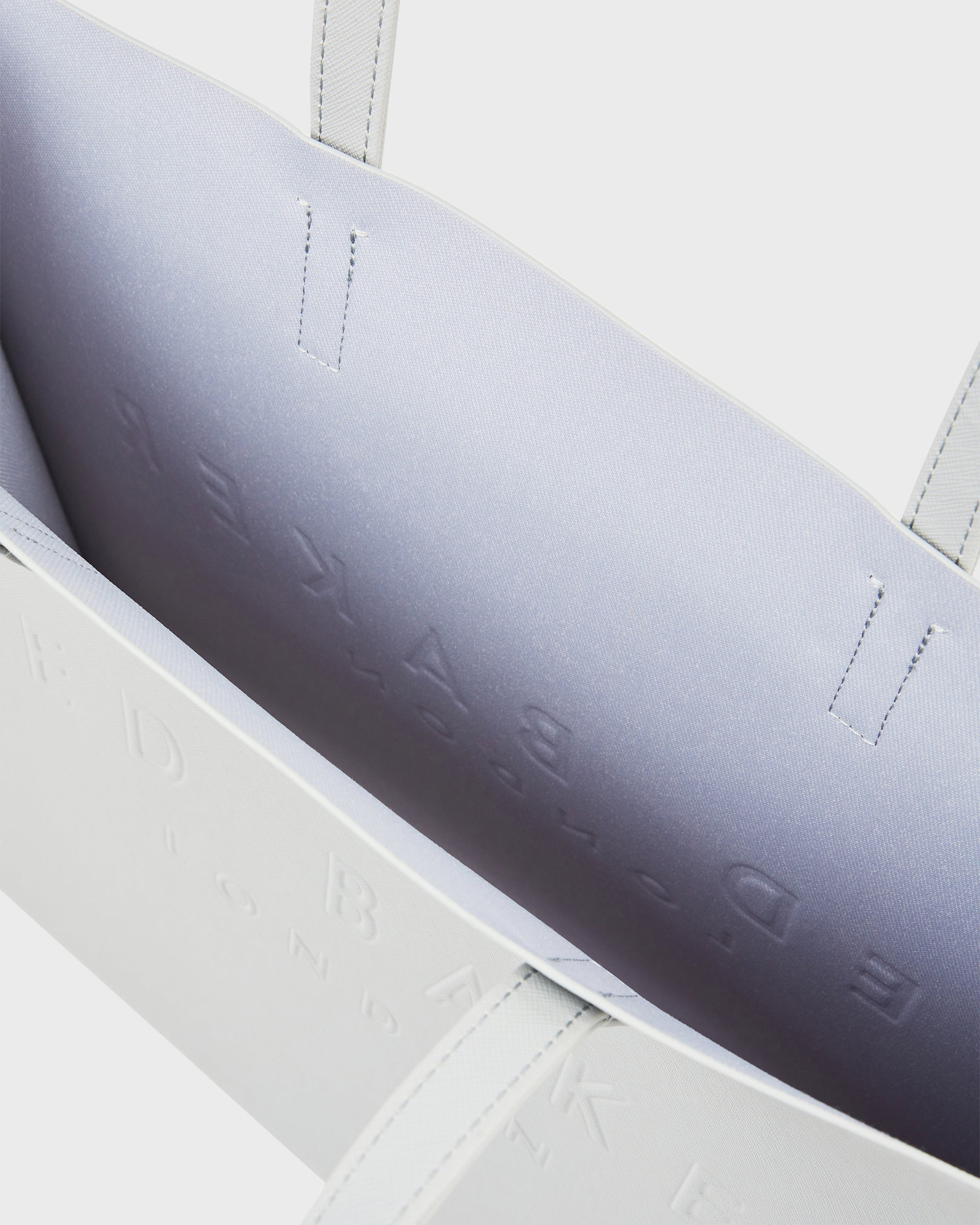 Sukicon Crosshatch East West Icon Bag Lt-Grey