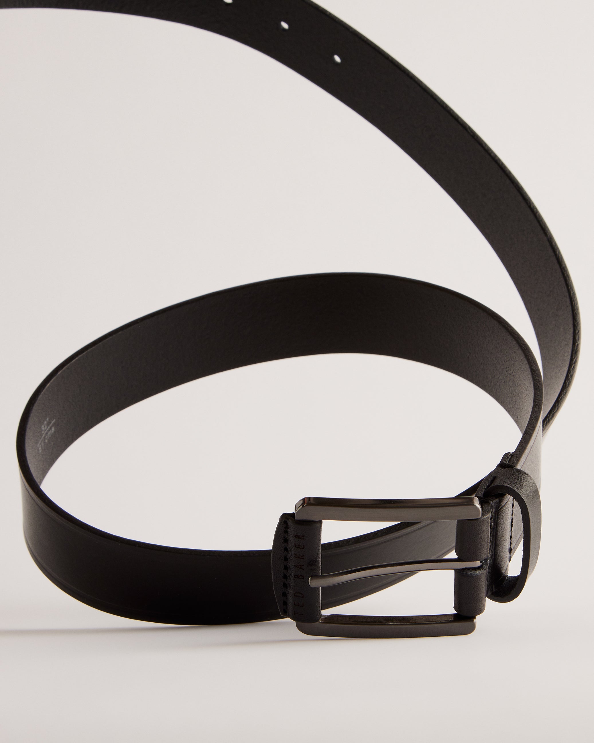 Linded Mxzlinded Black