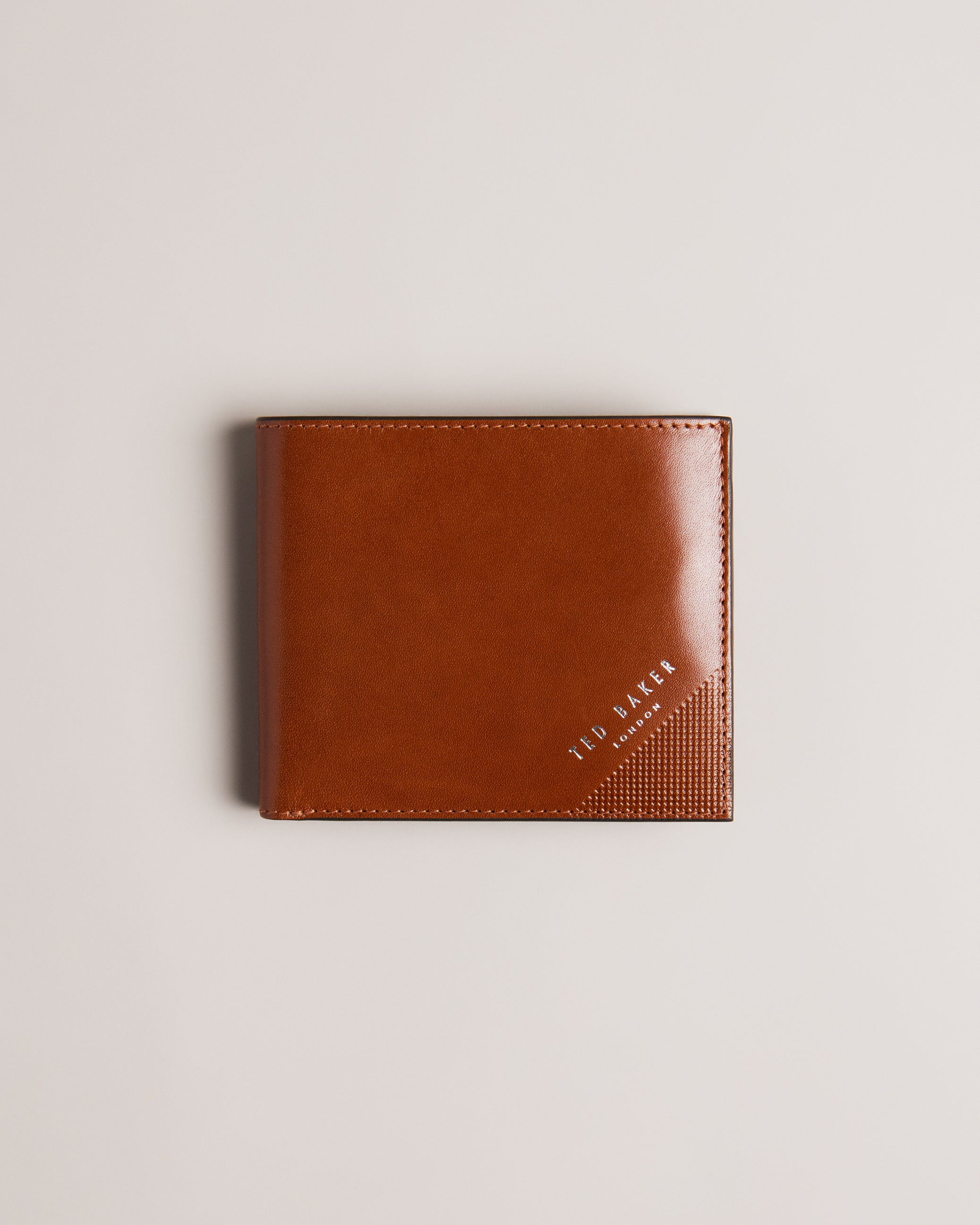 Prugs Embossed Corner Leather Bifold Coin Wallet Tan
