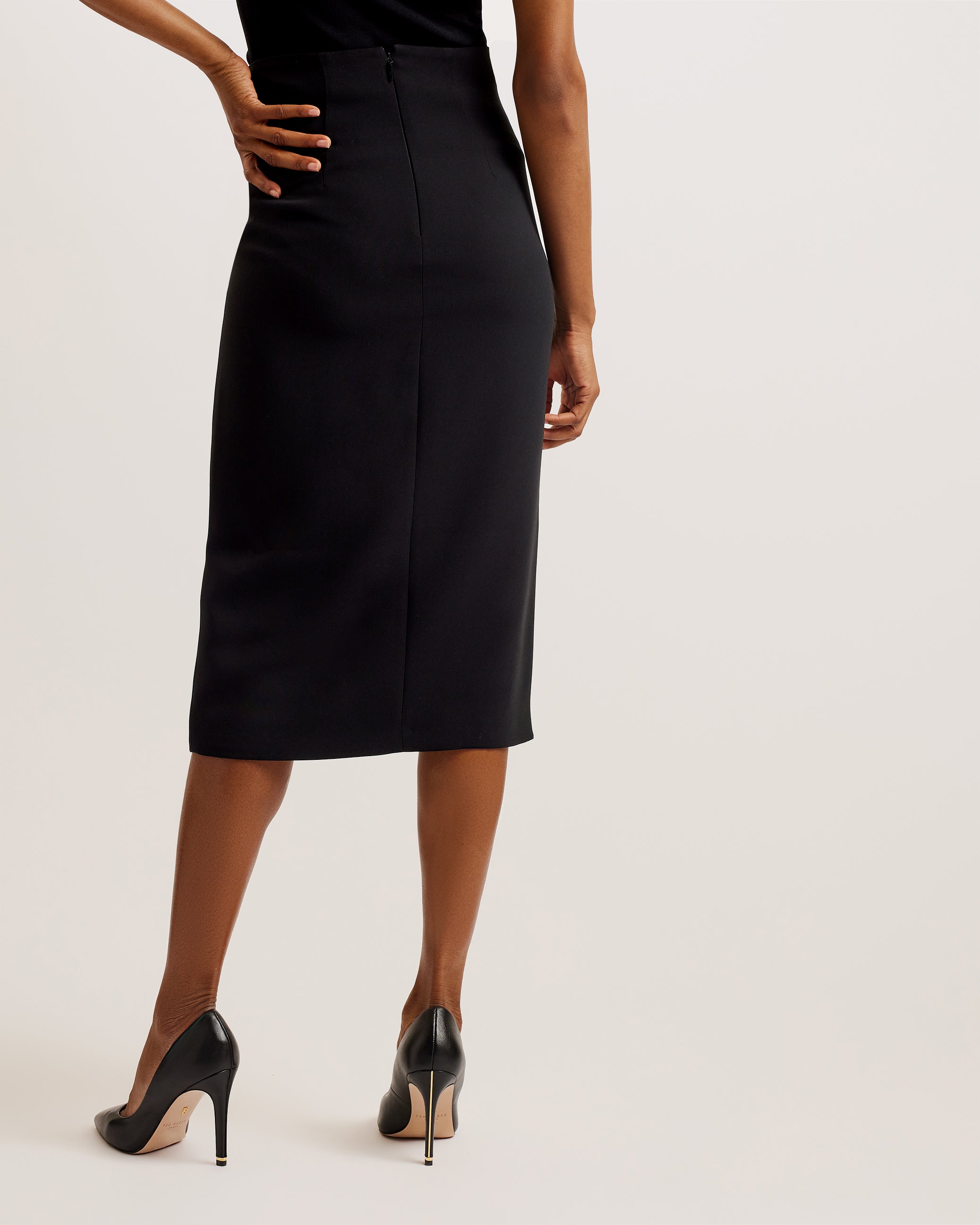 Manabsl Tailored Midi Skirt With Front Split Black