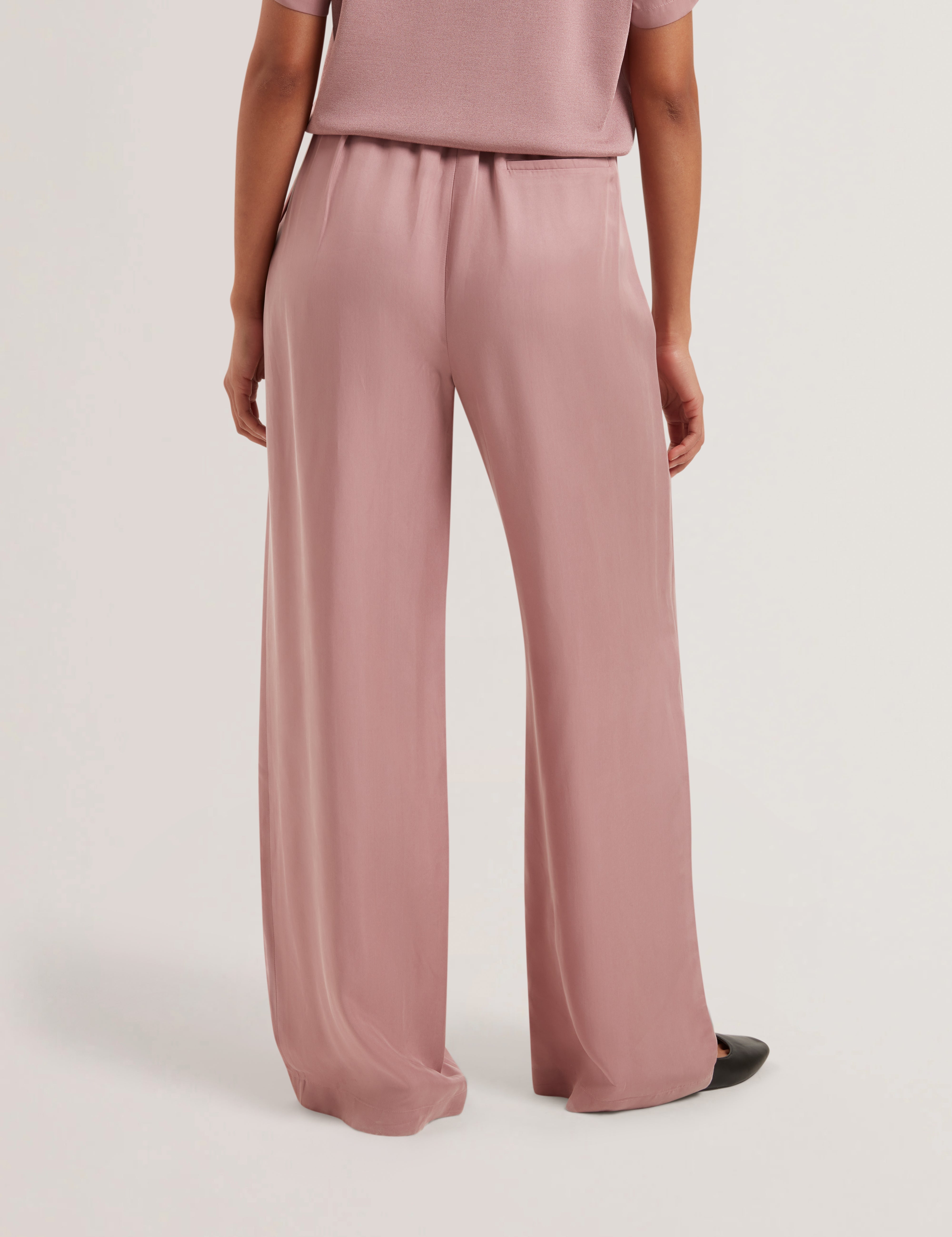 Vinca Cupro Wide Leg Trouser Dusky-Pink