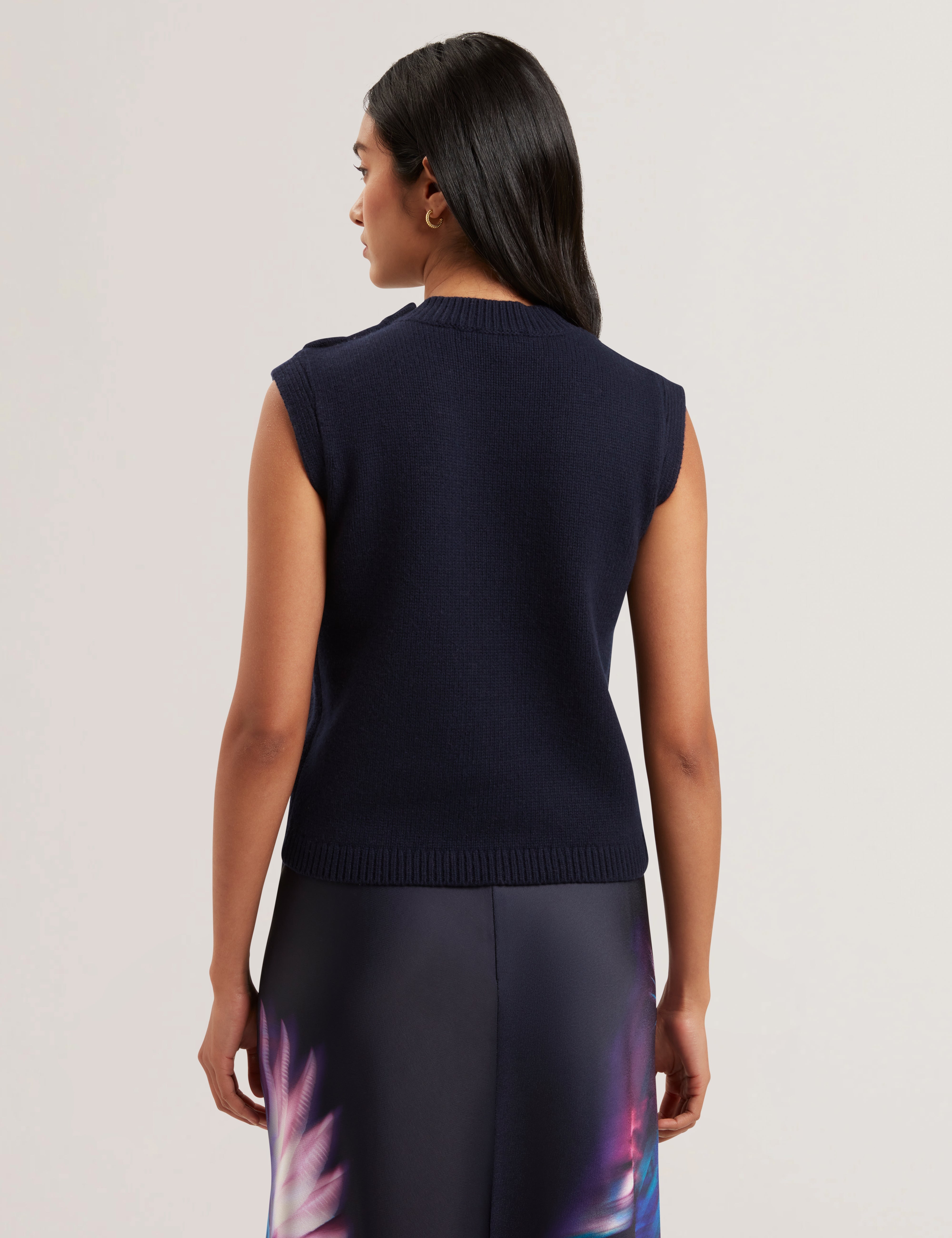 Rondher Rose Button Crew Neck Tank Navy