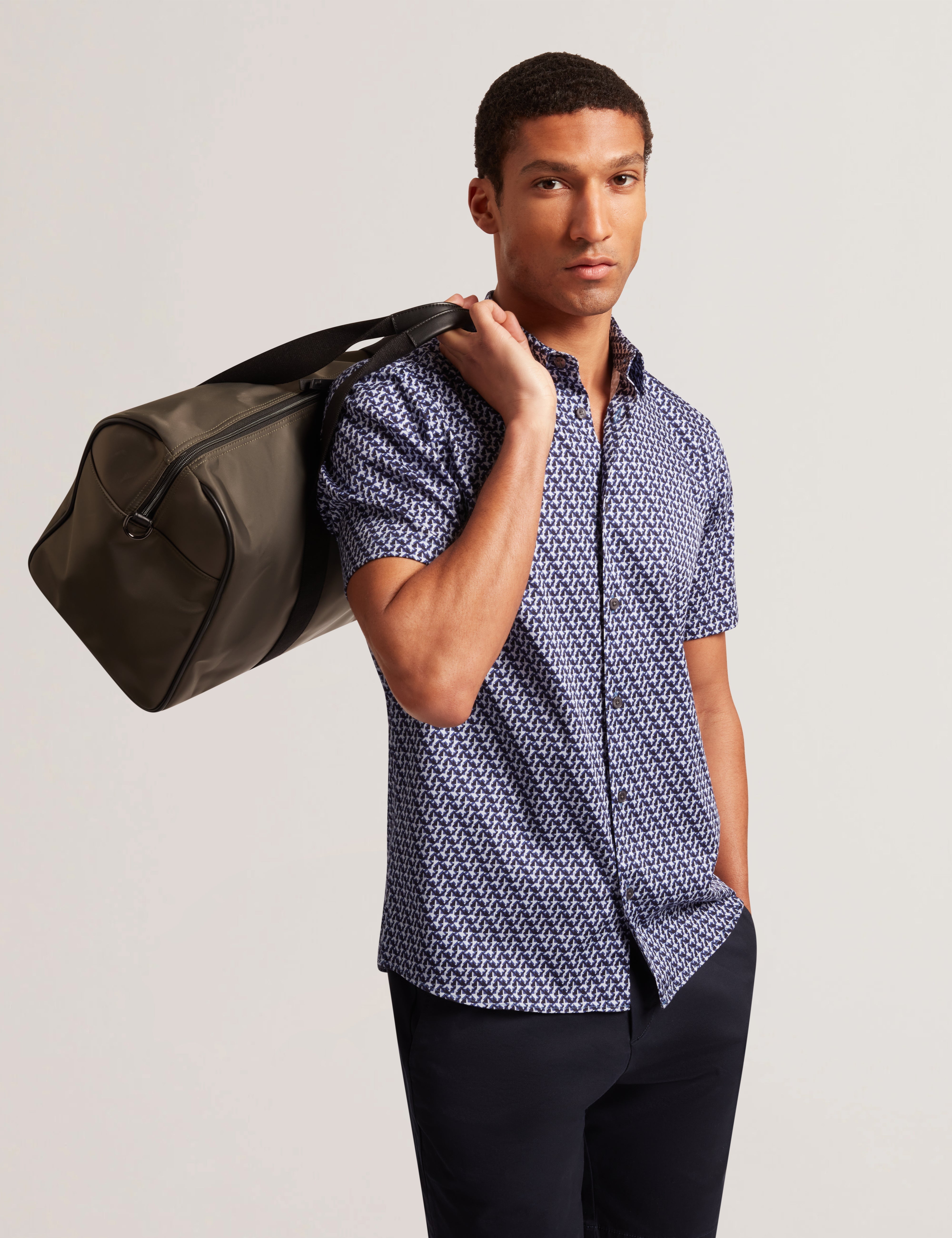 Nelsons Nylon Tb Script Holdall Bag Khaki