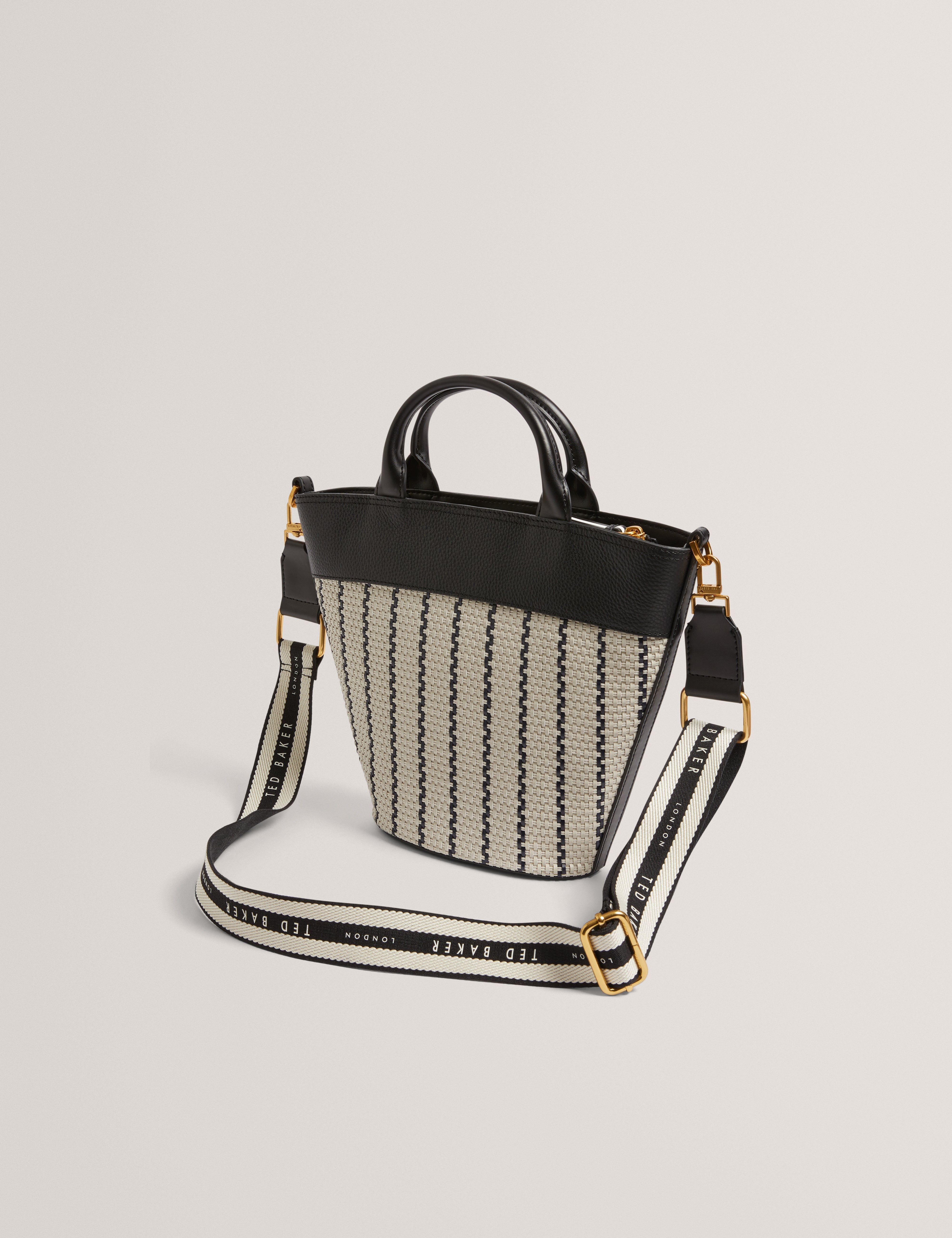 Riveri Woven Webbing Bucket Bag Navy