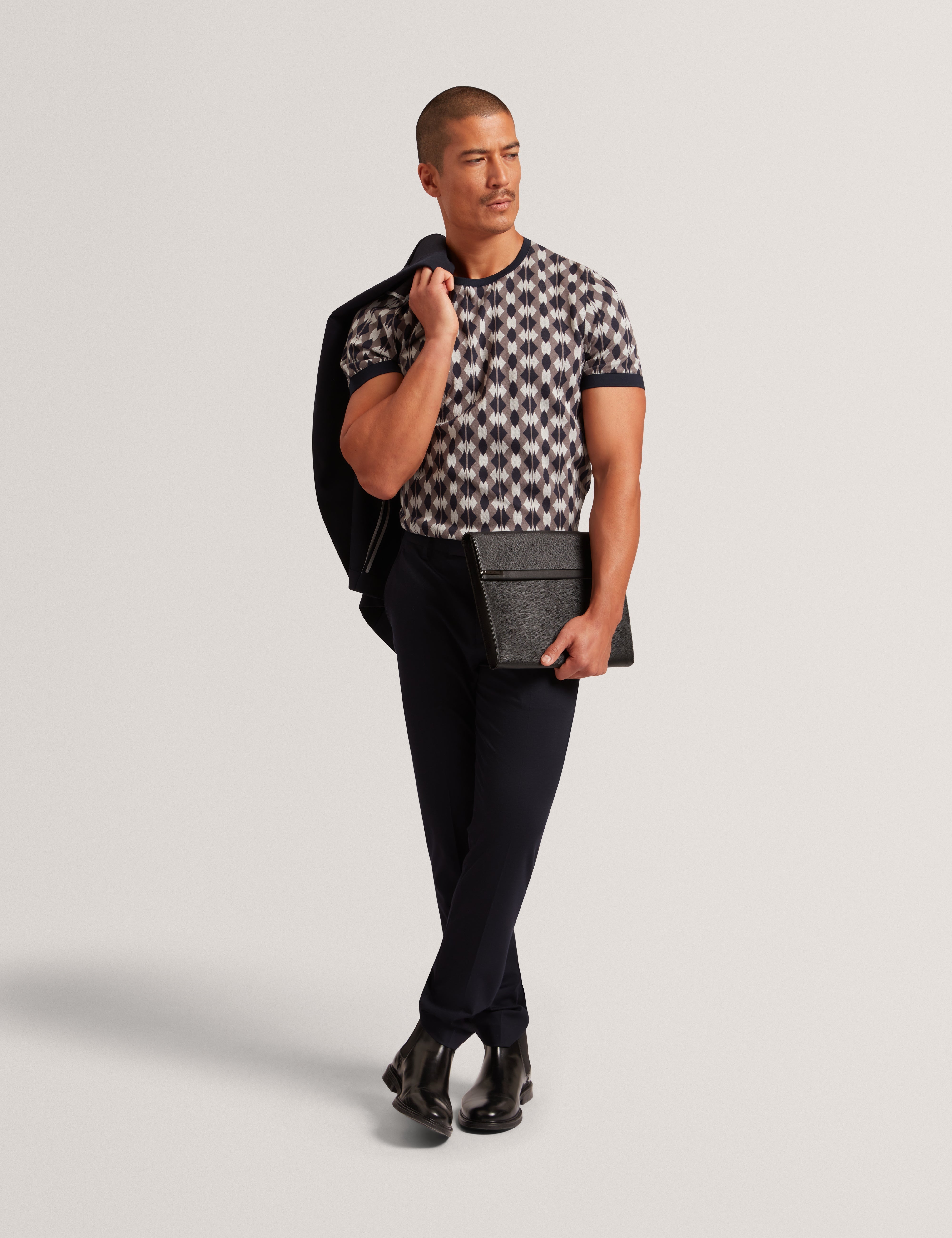 تي شيرت جوا إس إس جيو جاكار باللون الأزرق الداكن