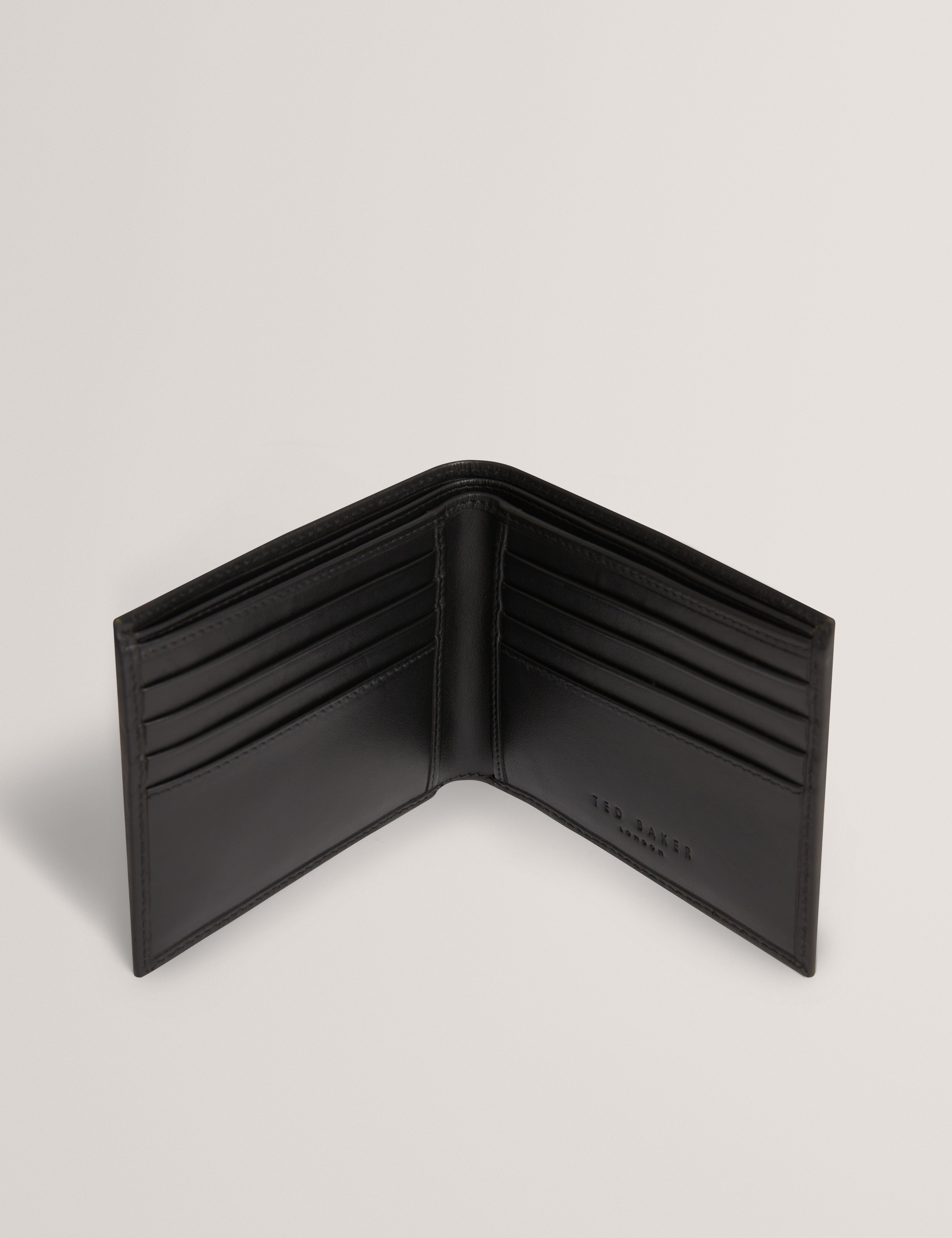 بيترو محفظة من الجلد باللون الأسود