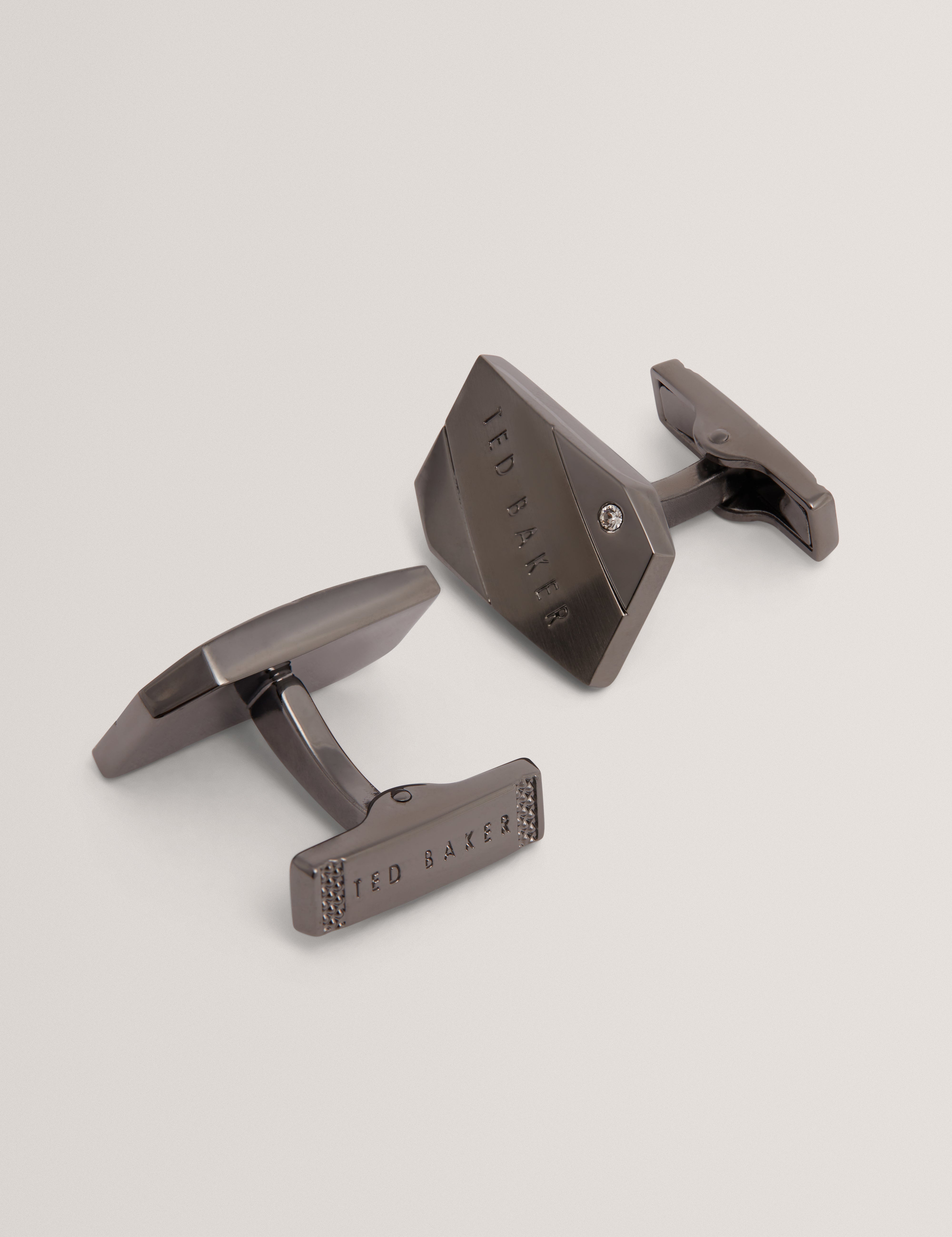 Criis Brushed Metal Cufflinks Gunmetal
