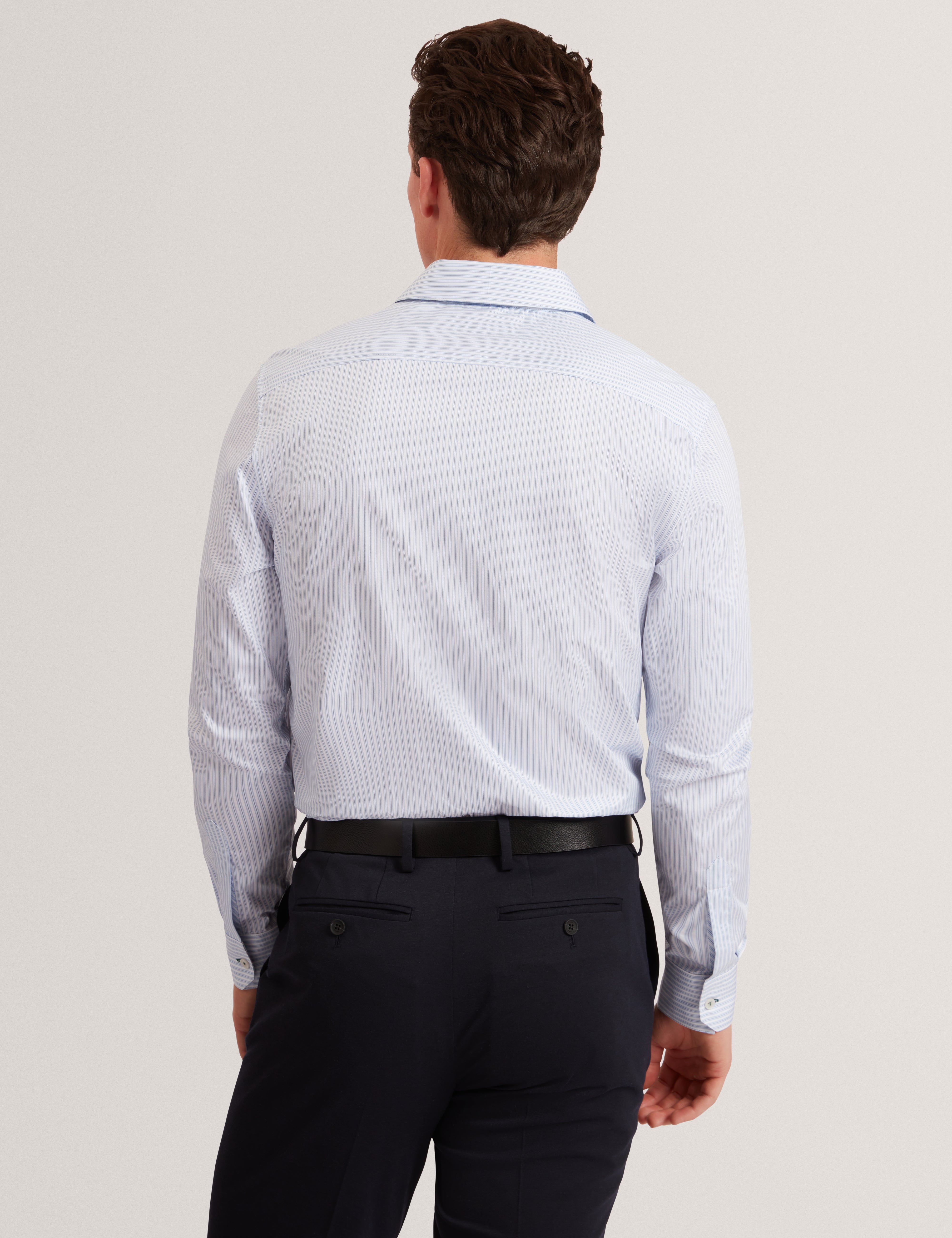 سوهو قميص مخطط بأكمام طويلة لون أزرق فاتح