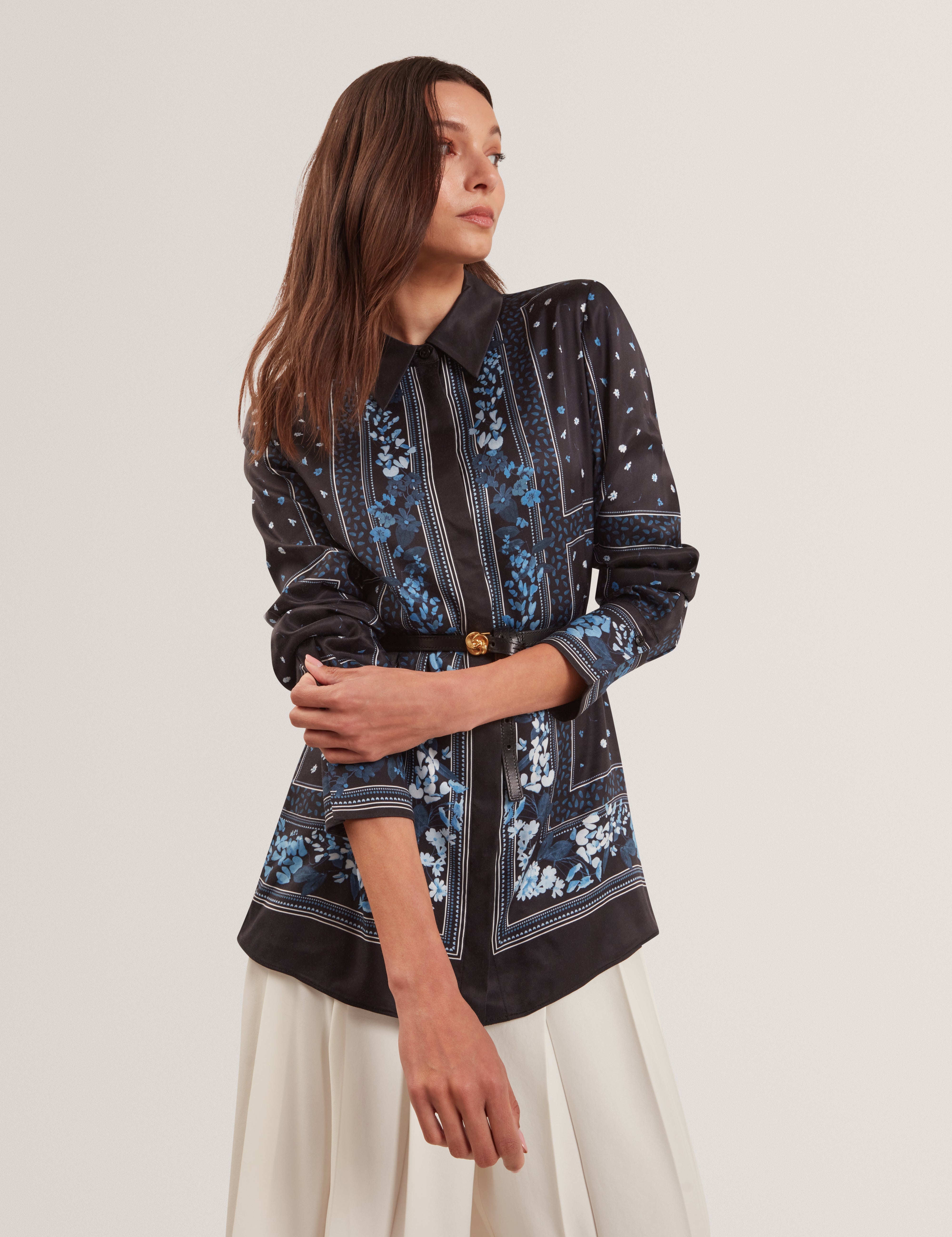 Nohva Printed Longline Shirt Black
