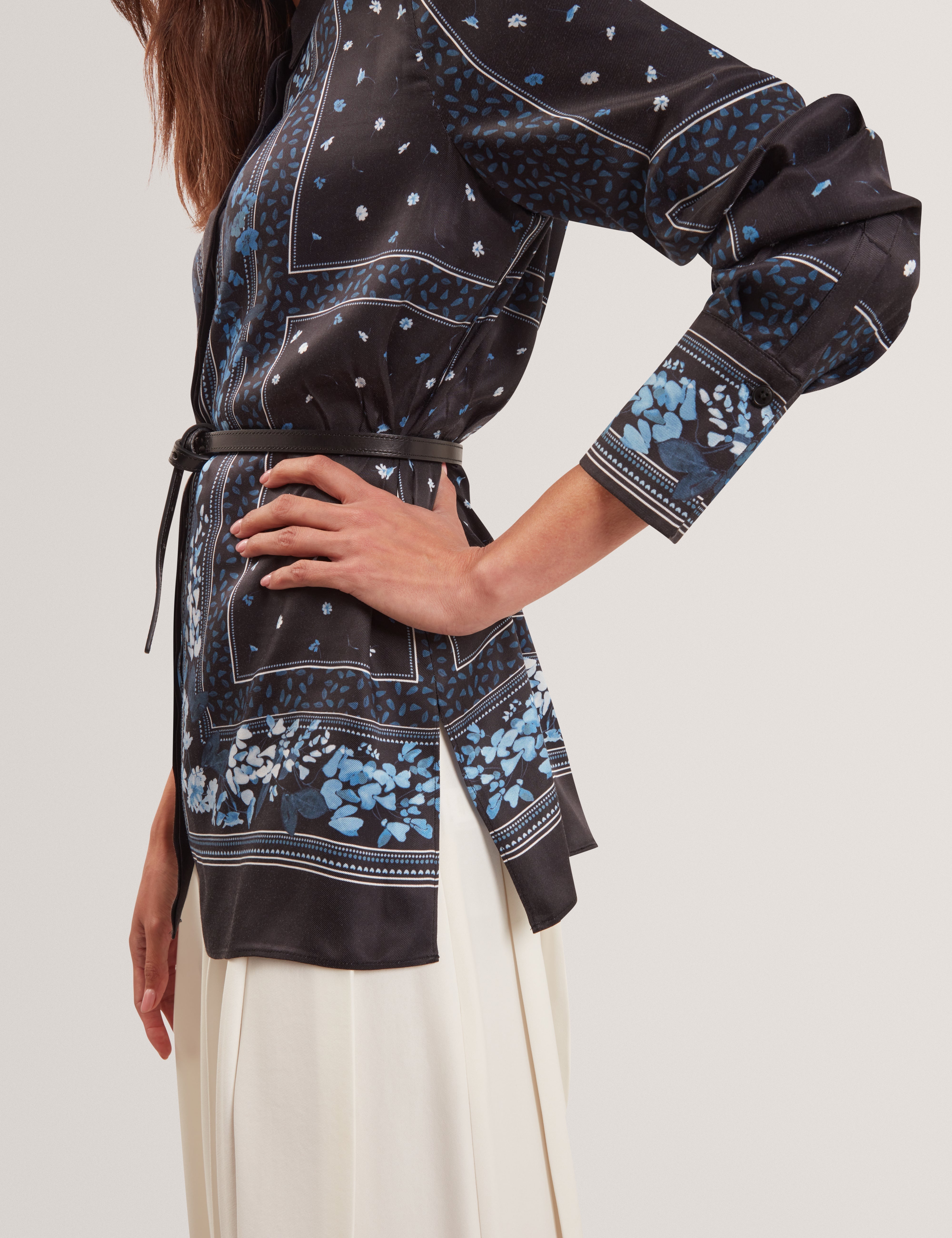 Nohva Printed Longline Shirt Black