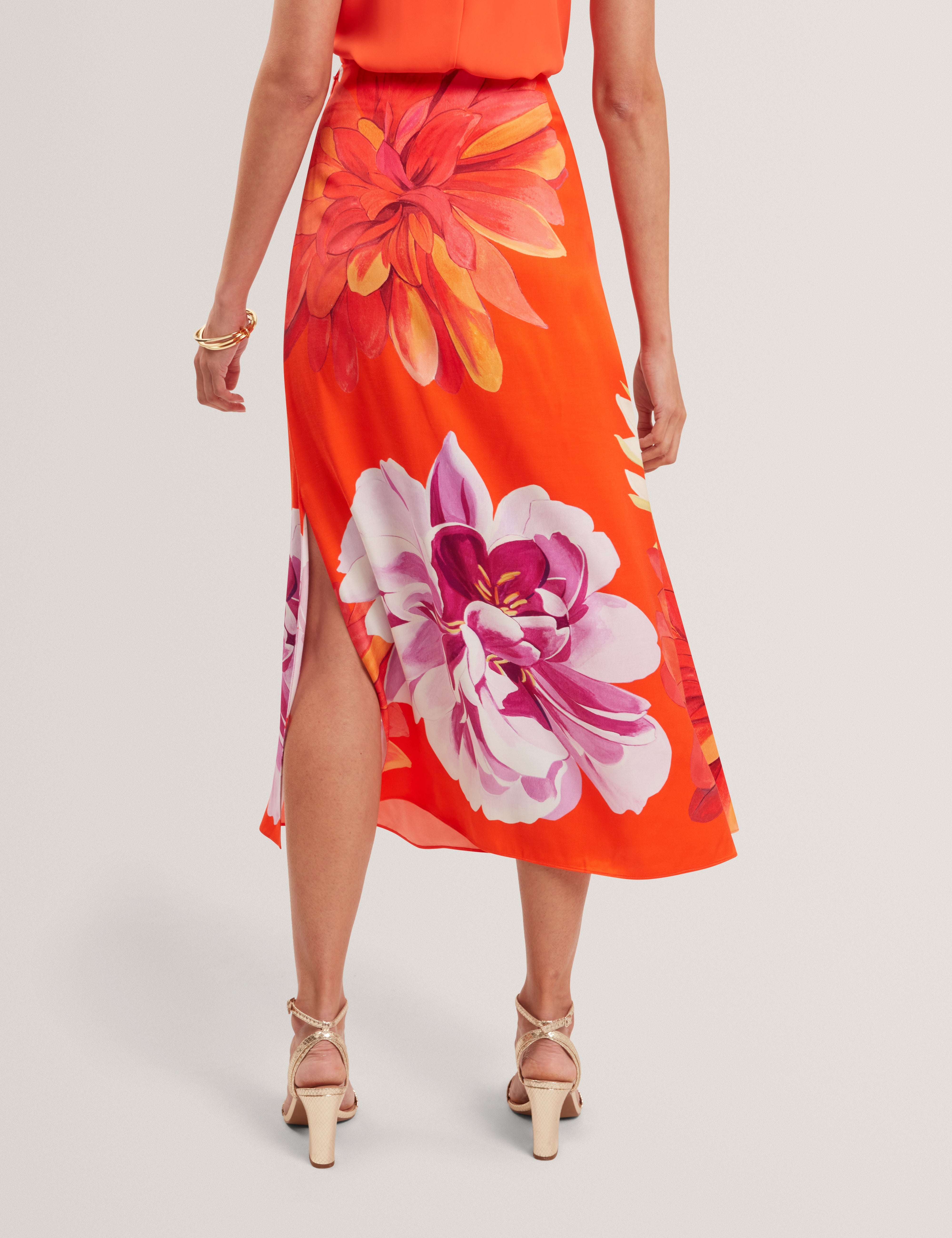 Neoa Printed Asymmetric Midi Skirt Orange