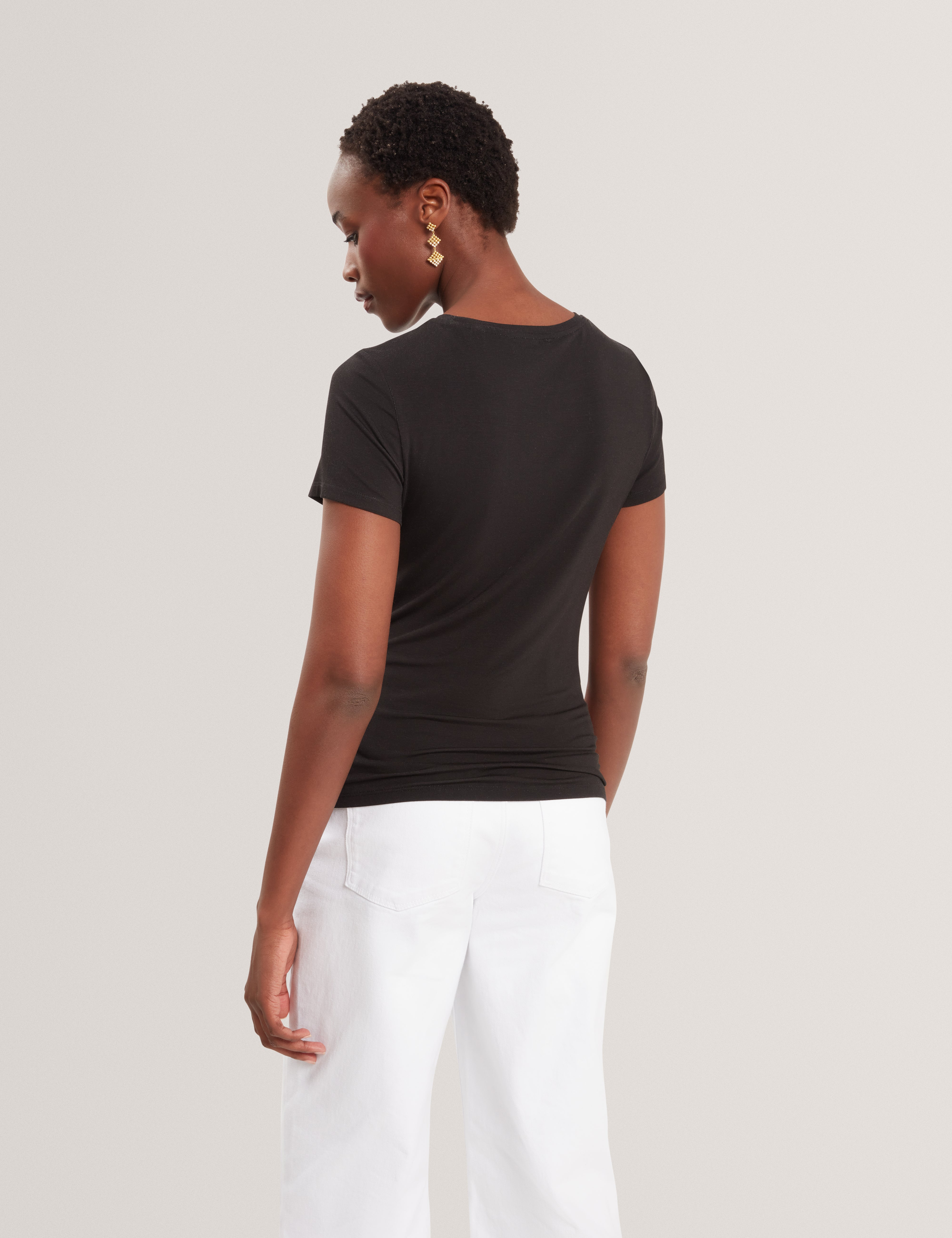 ريتشا تيشيرت أسود بنقشة فلورال