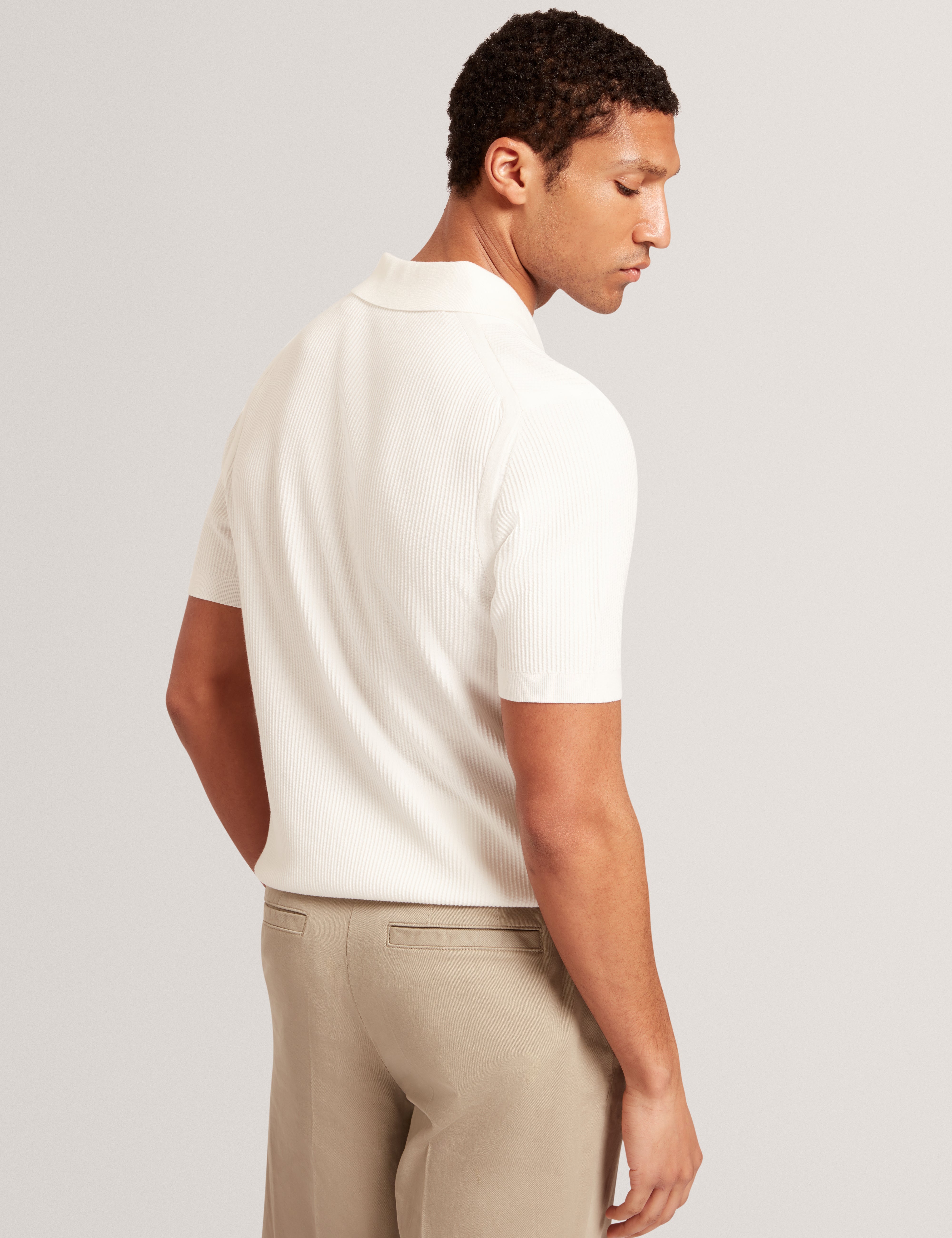Aindrea Short Sleeve Stitch Detail Open Neck Polo White