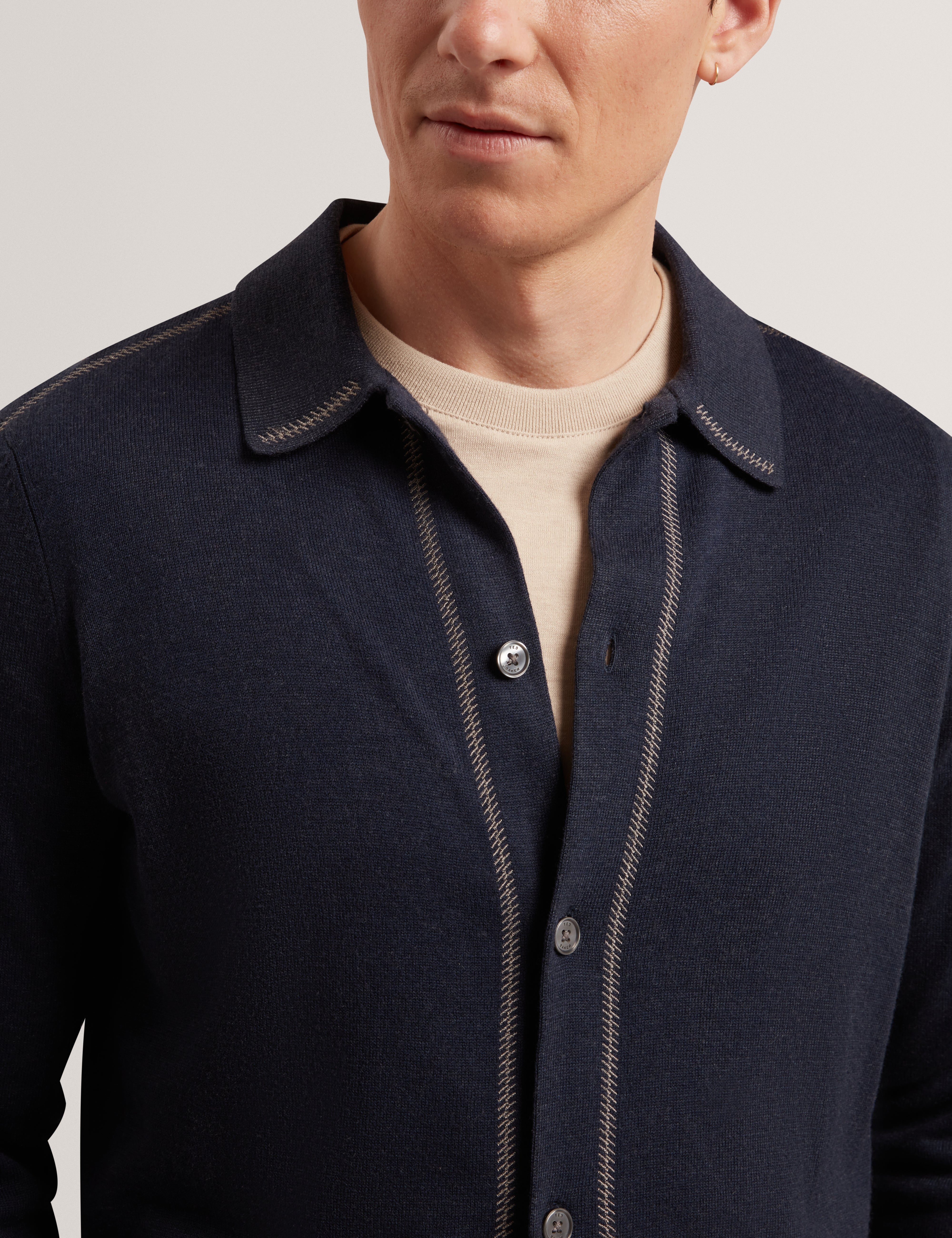 ديارماد قميص بولو بأكمام طويلة لون كحلي