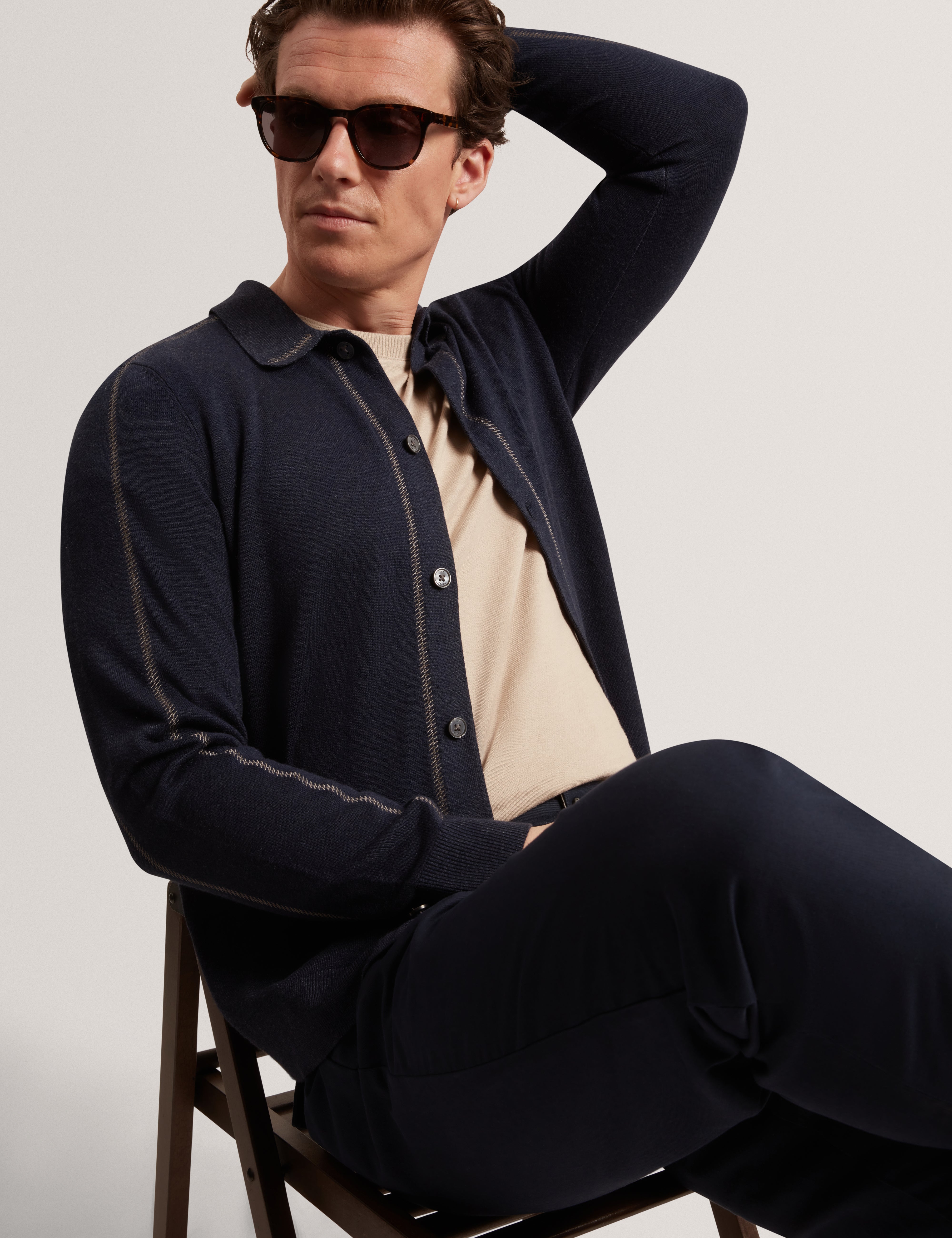 ديارماد قميص بولو بأكمام طويلة لون كحلي