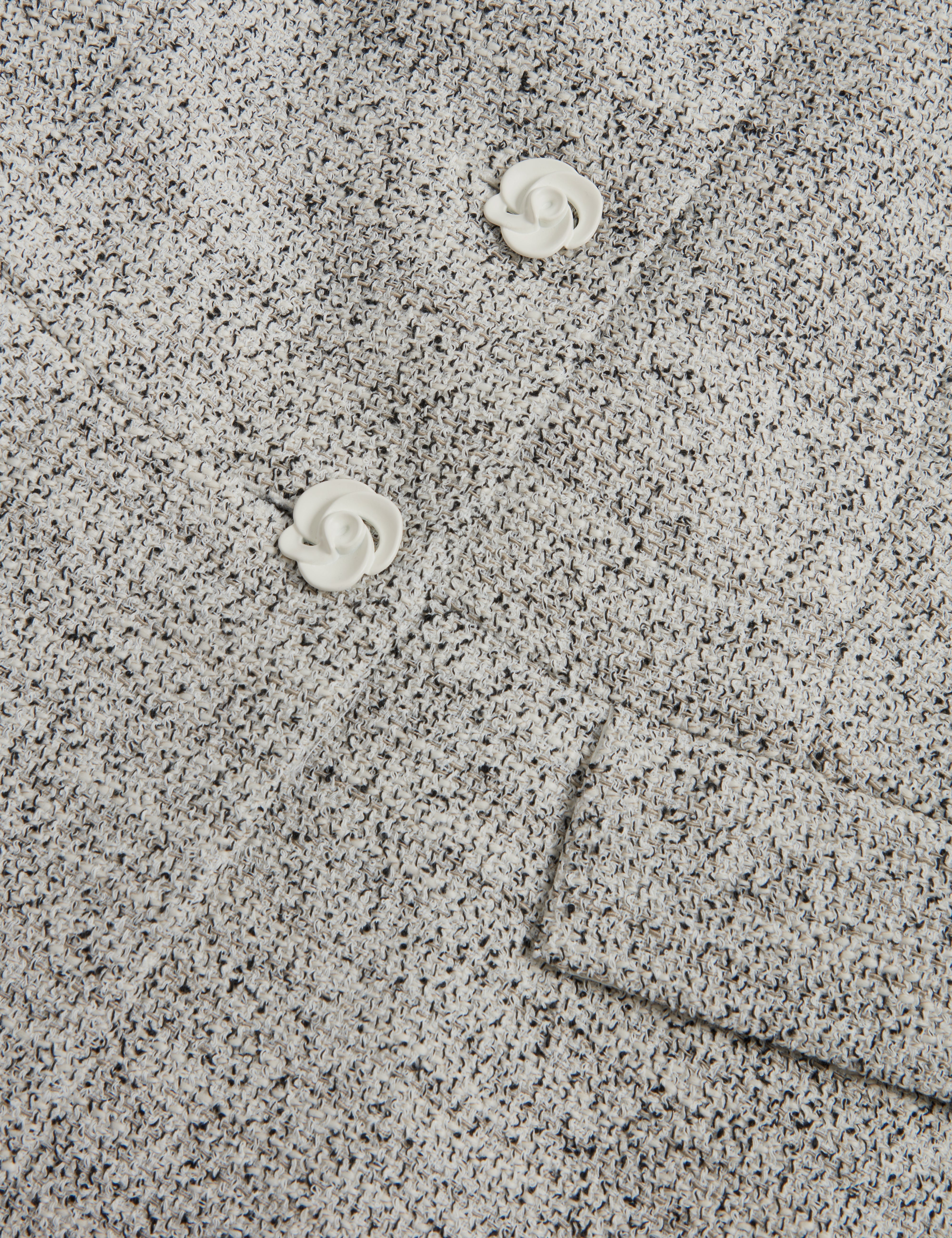 إيكاو سترة بأزرار لون عاجي