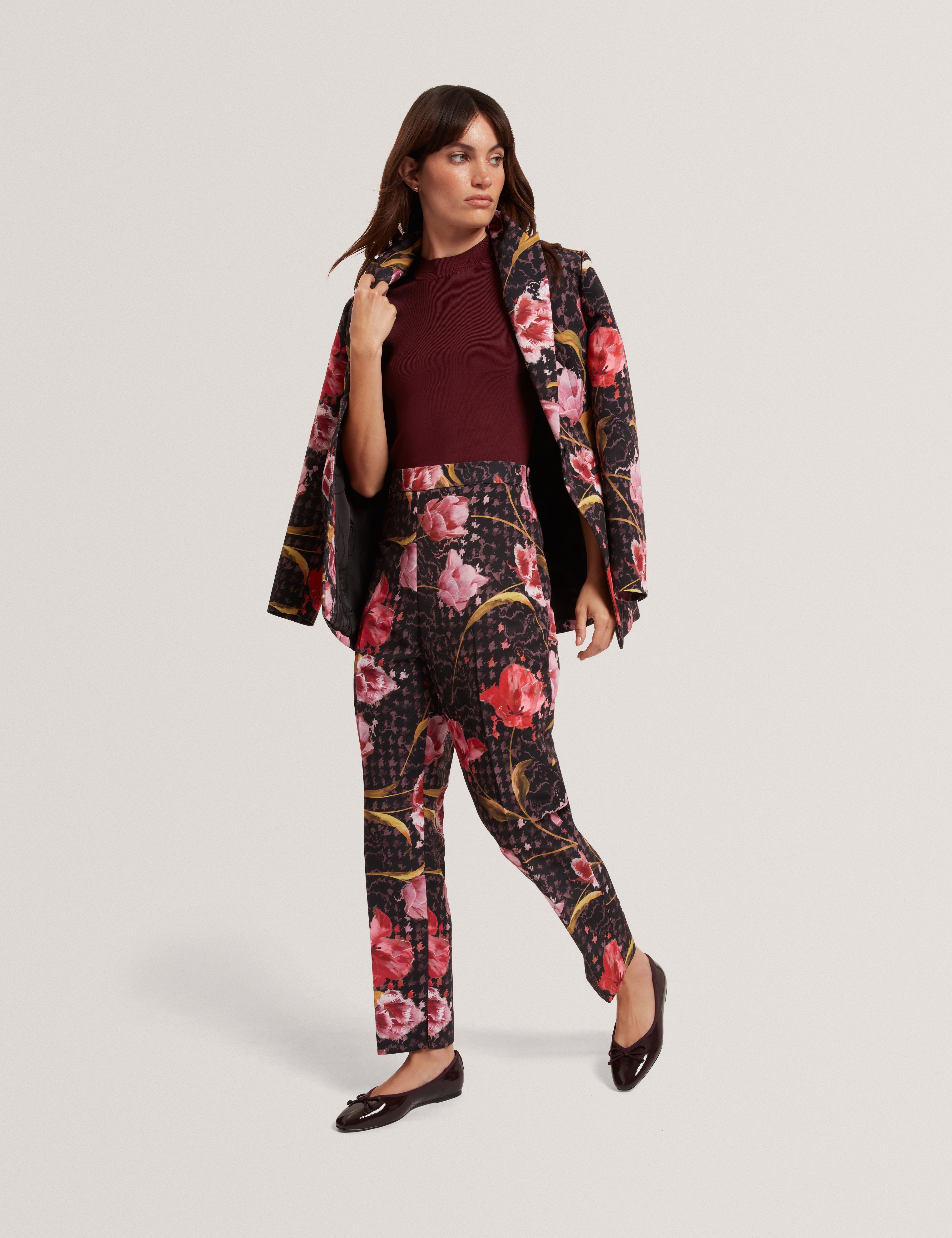 Felixia Knitted Half Sleeve Tee Maroon