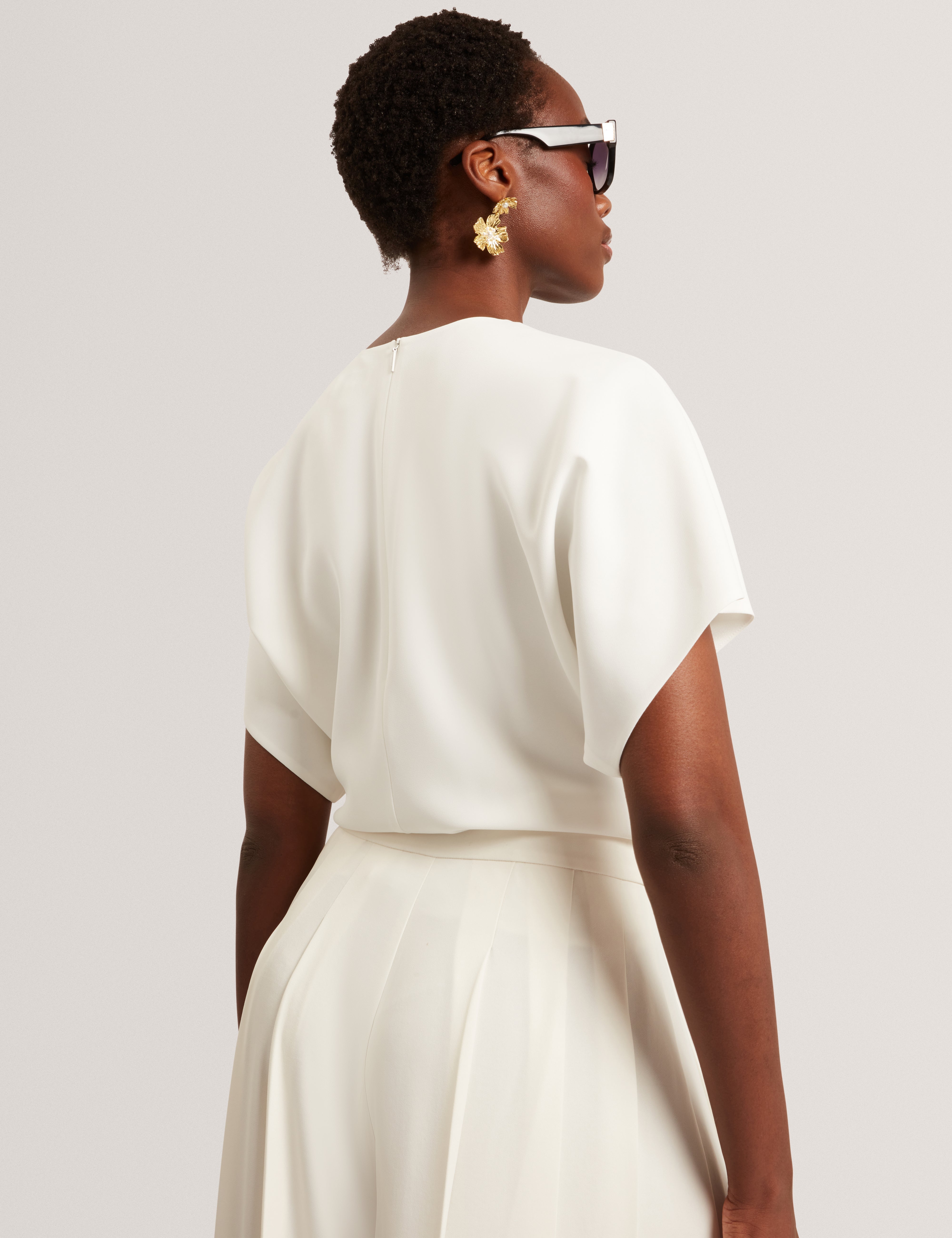 Zofiaa Slouch Waisted Top Ivory
