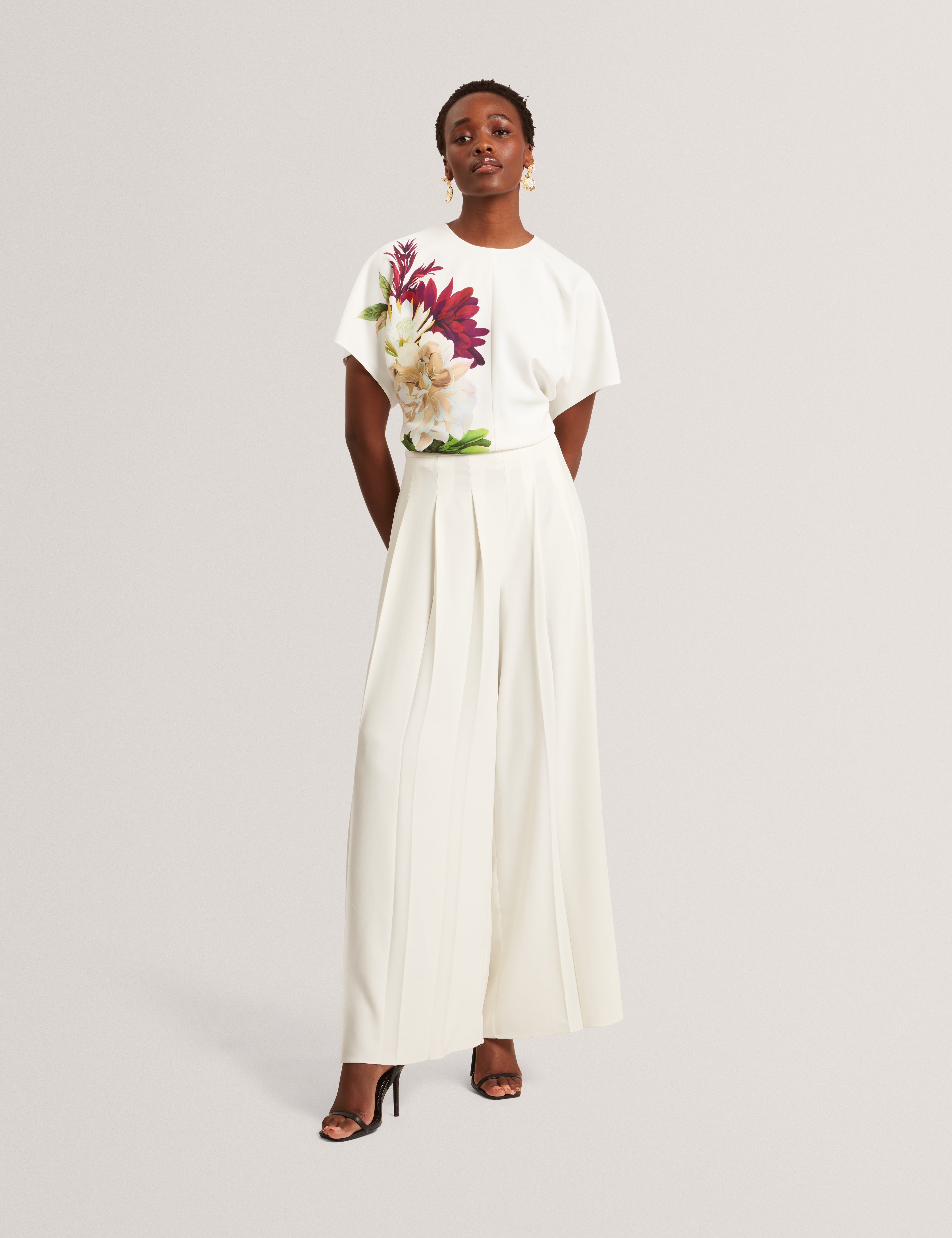 Zofiaa Slouch Waisted Top Ivory
