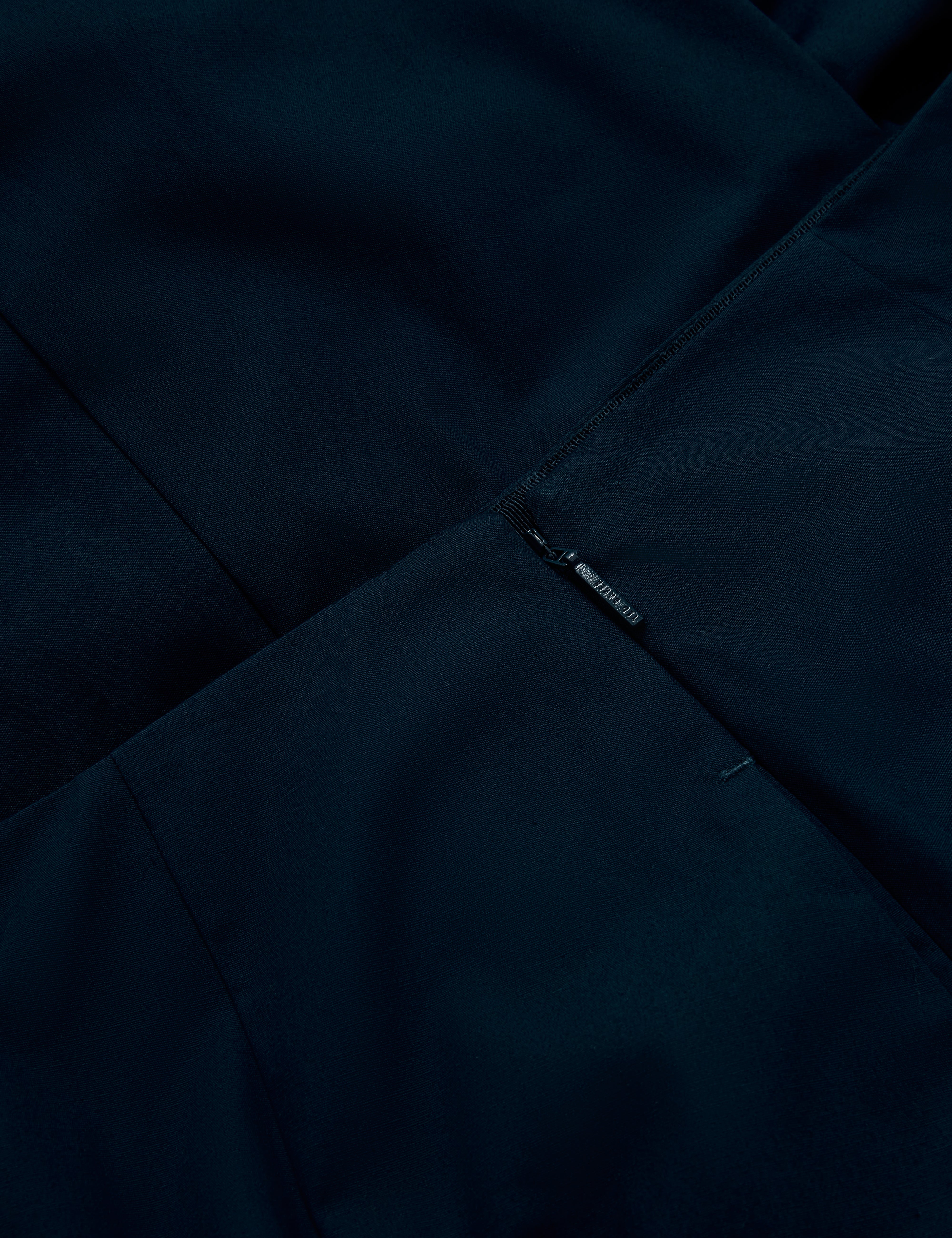 Cinnaba Seam Detail Bubble Midi Skirt Dk-Blue
