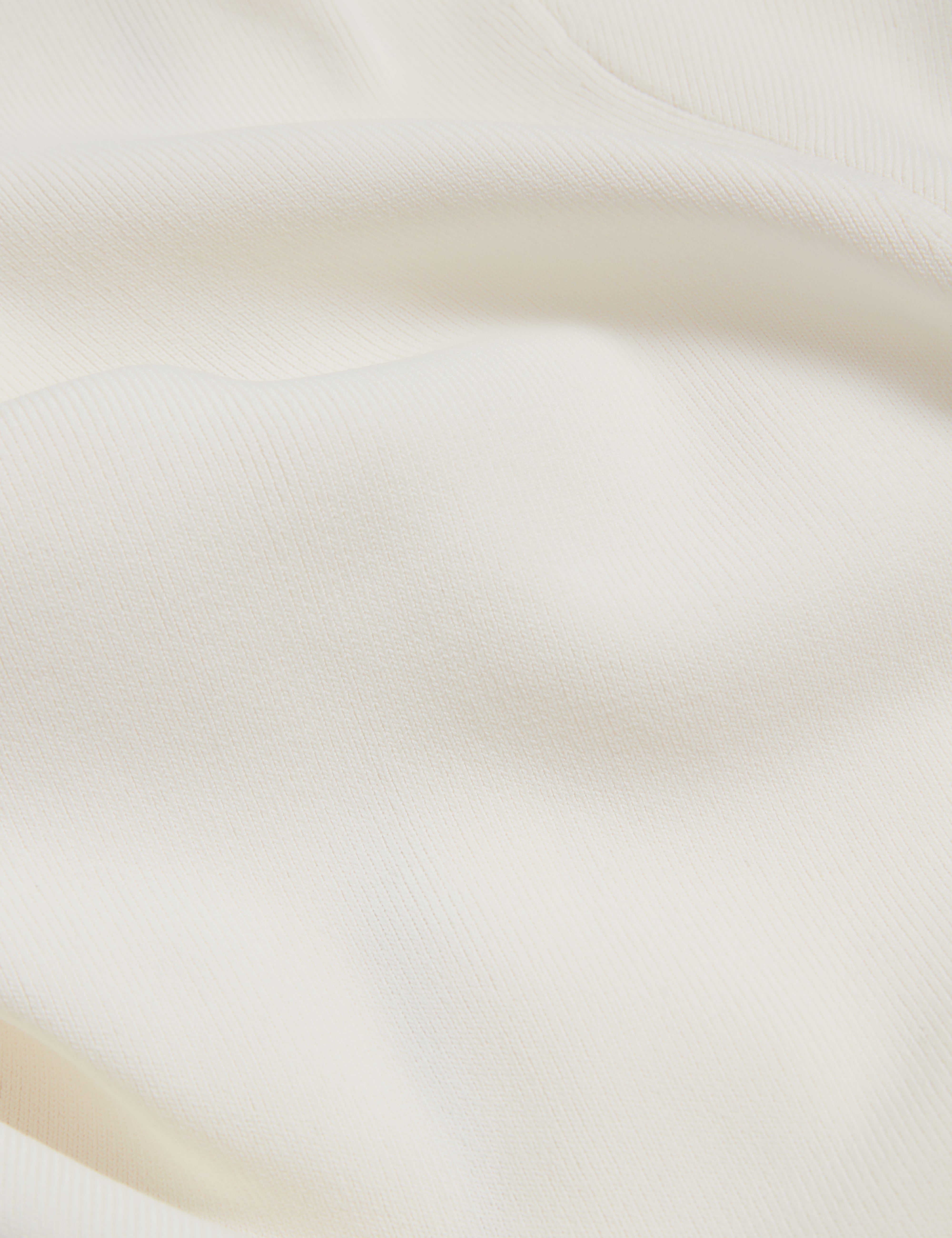 فستان Aedna Bodycon Knit باللون العاجي