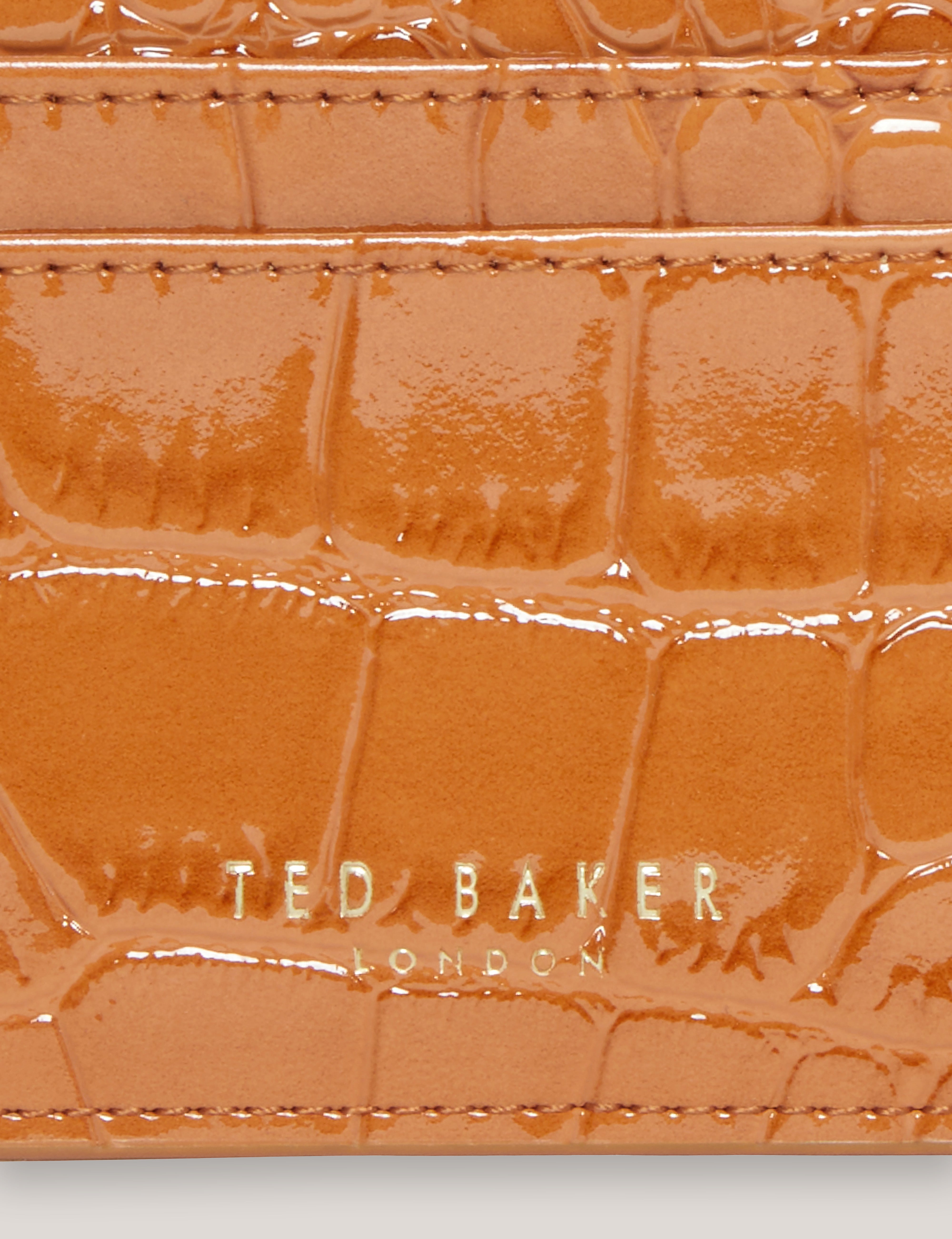 حامل بطاقات فارينيا بتأثير التمساح - تان