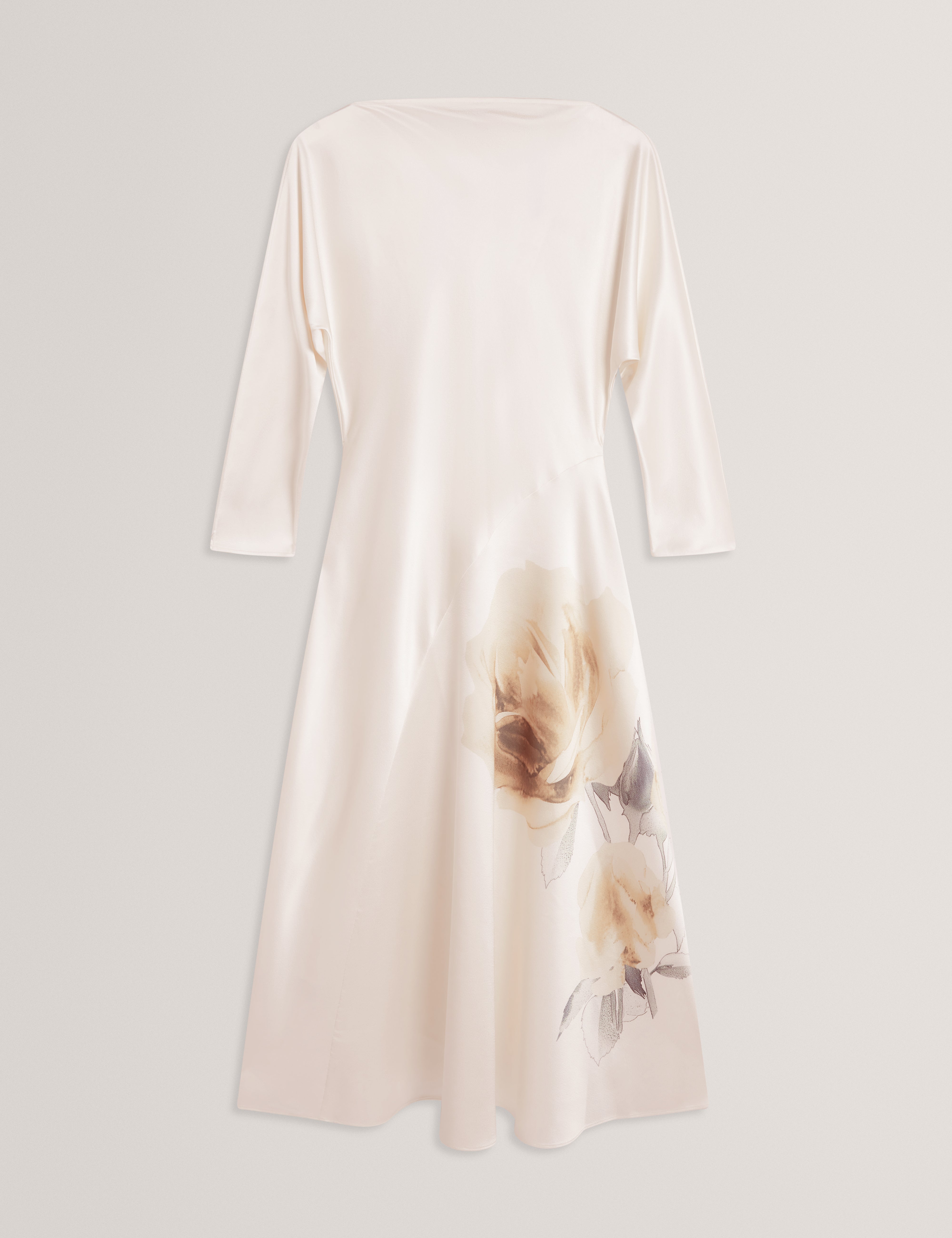 فستان ماكسي من رايمي بتفاصيل درزات منحنية باللون العاجي