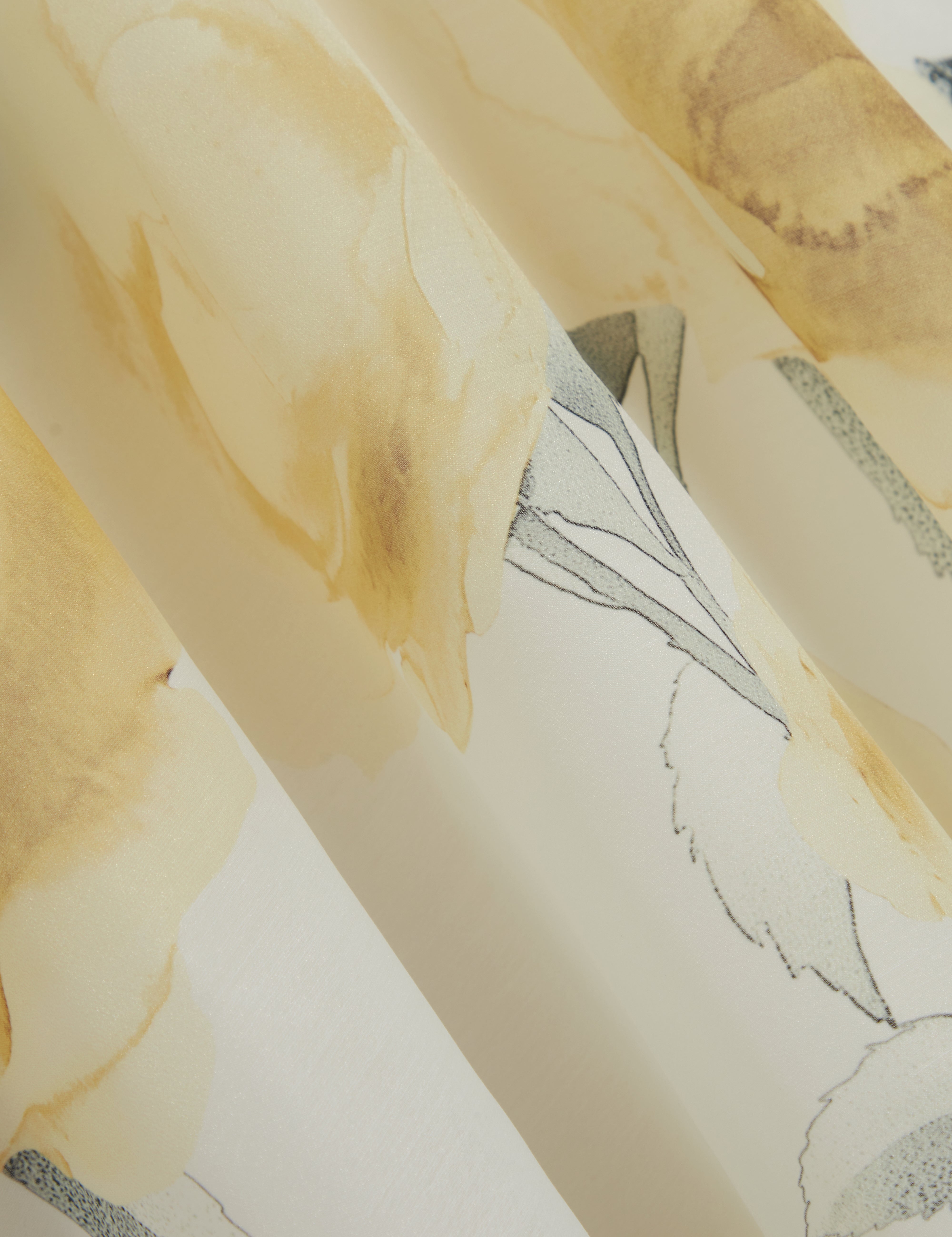 فستان أليلا ميدي مع تنورة مطبوعة من الأورجانزا باللون العاجي