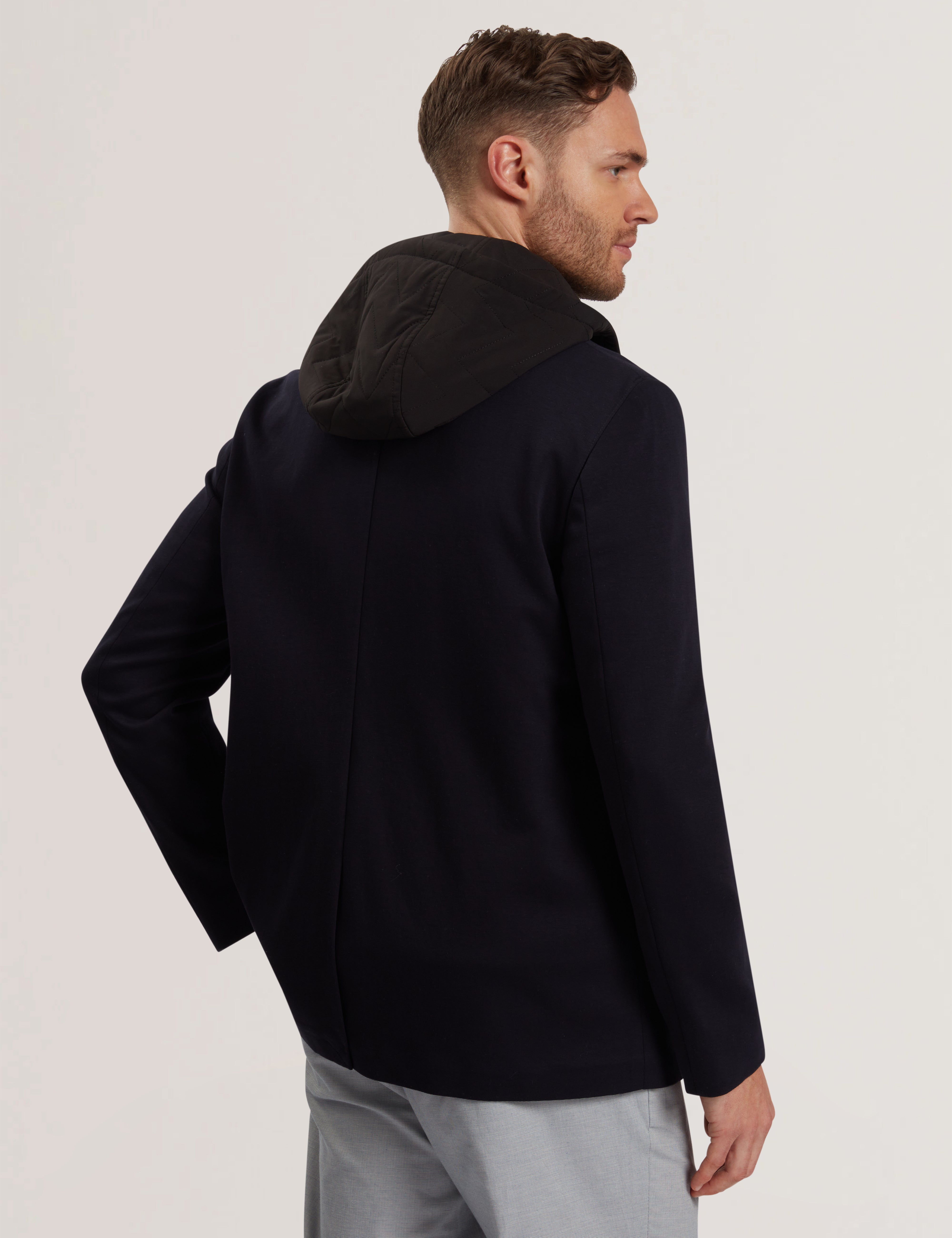 أشب بليزر جيرسيه باللون الكحلي