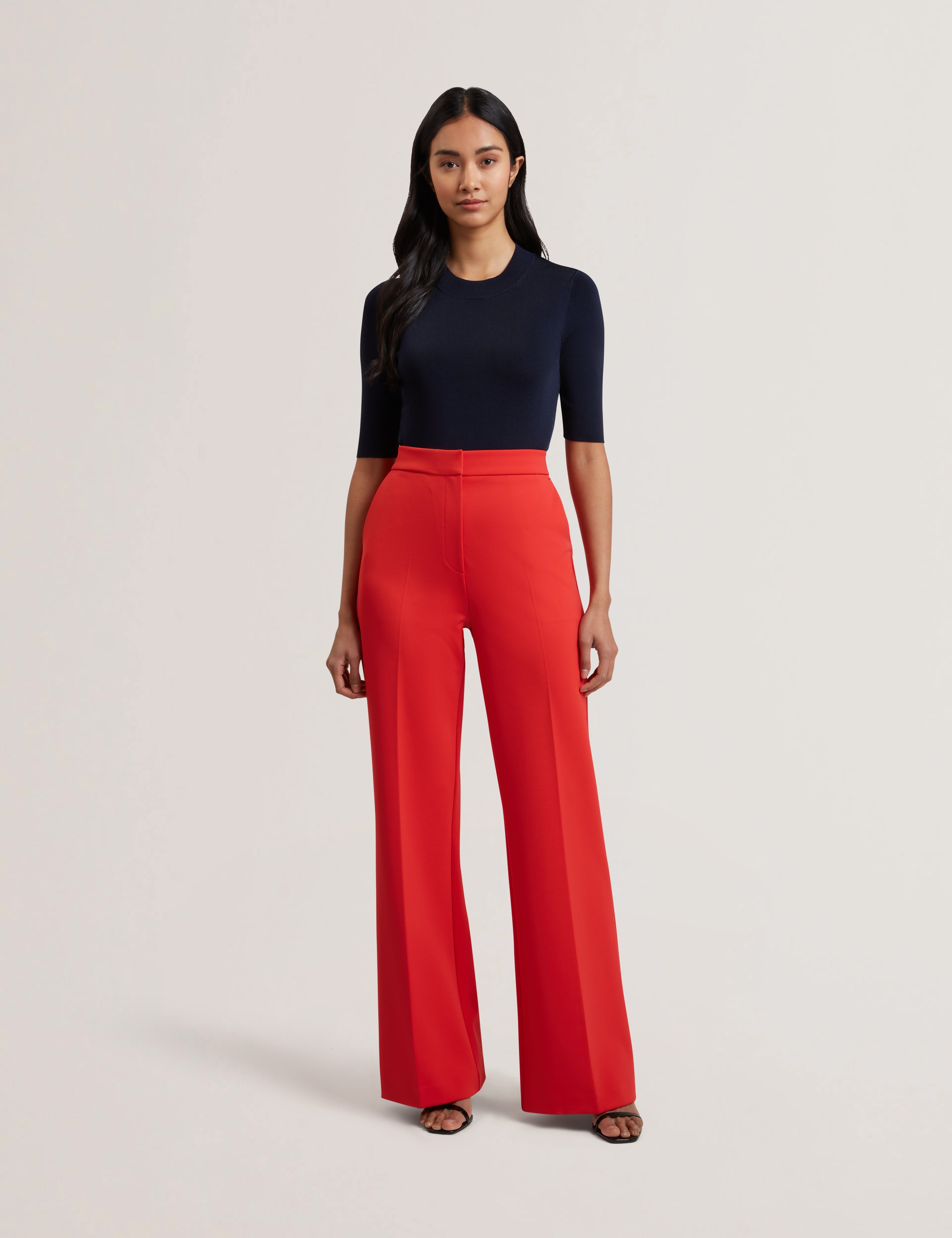 تي شيرت فيليكسيا المحبوك بأكمام نصفية باللون الأزرق البحري