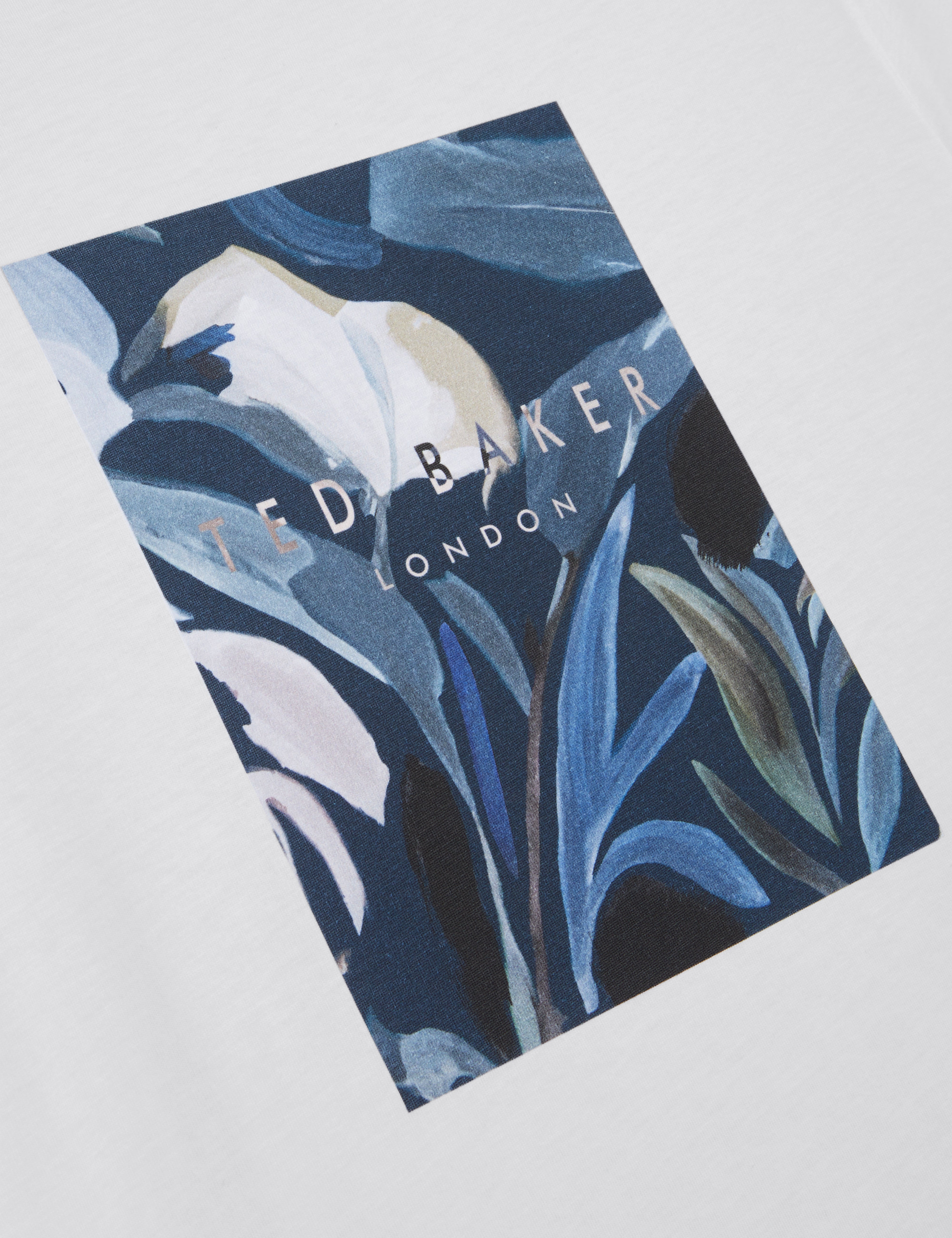 Justino Short Sleeve Box Print Graphic T-Shirt White
