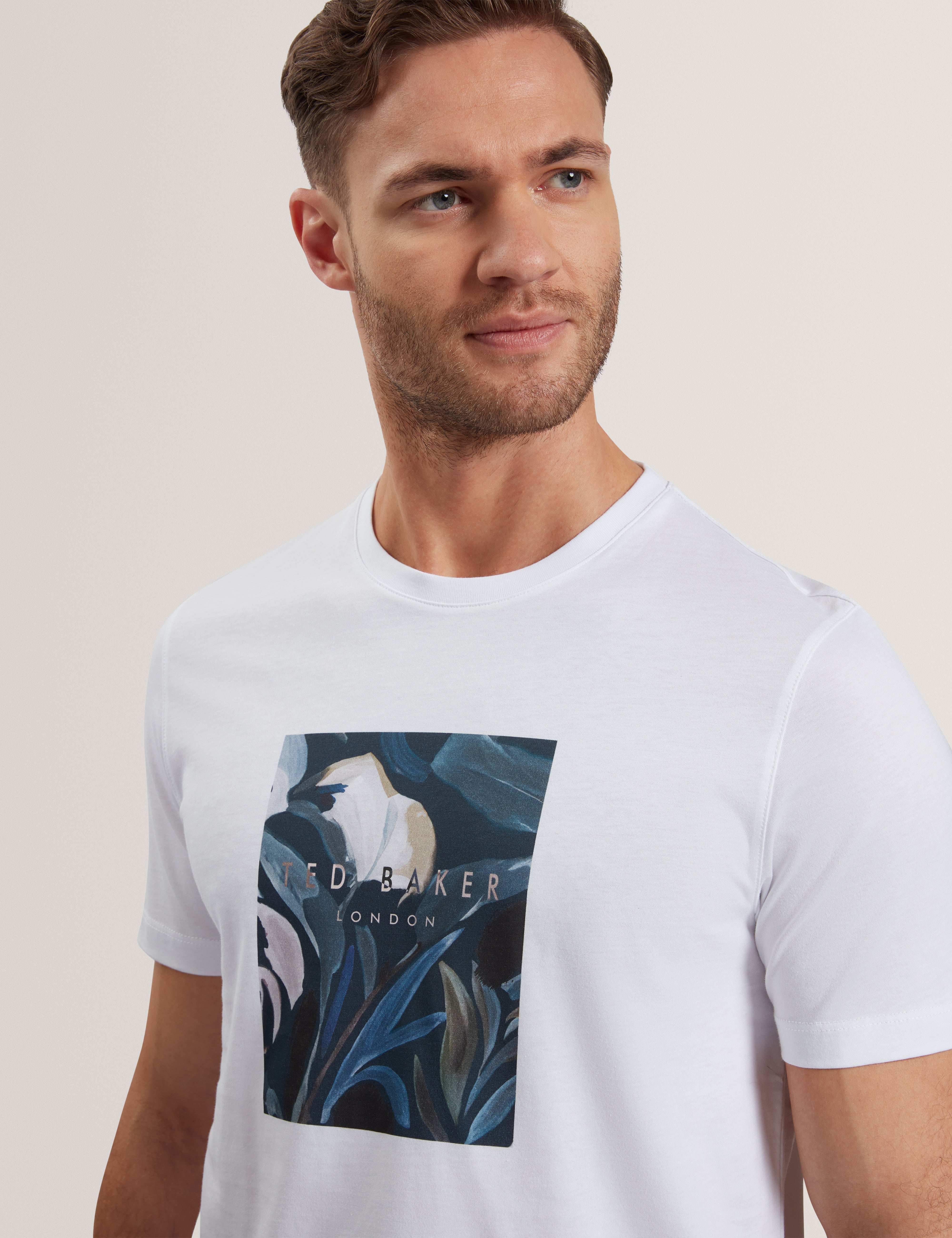 Justino Short Sleeve Box Print Graphic T-Shirt White