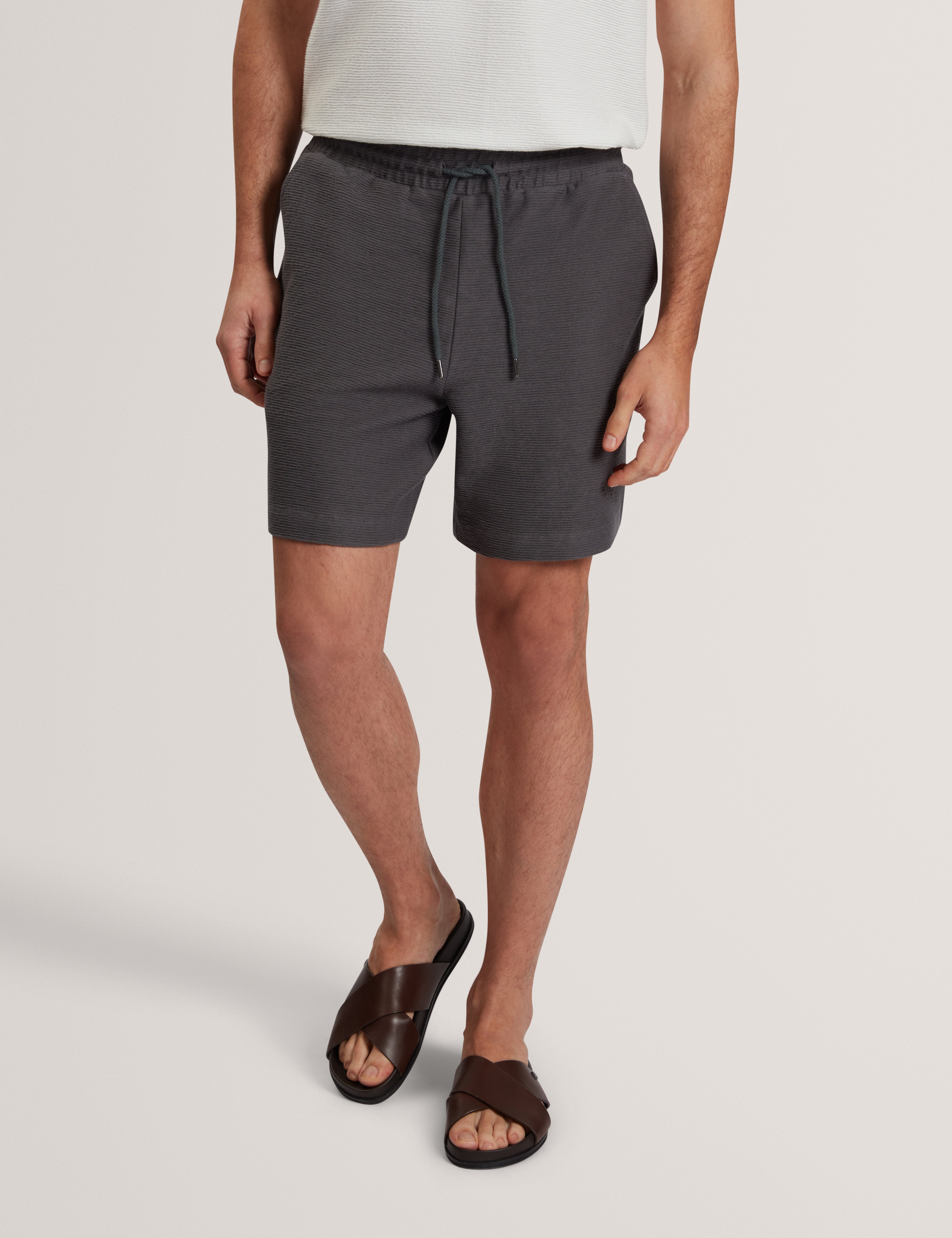 لاديسلو شورت قطني برباط لون رمادي داكن