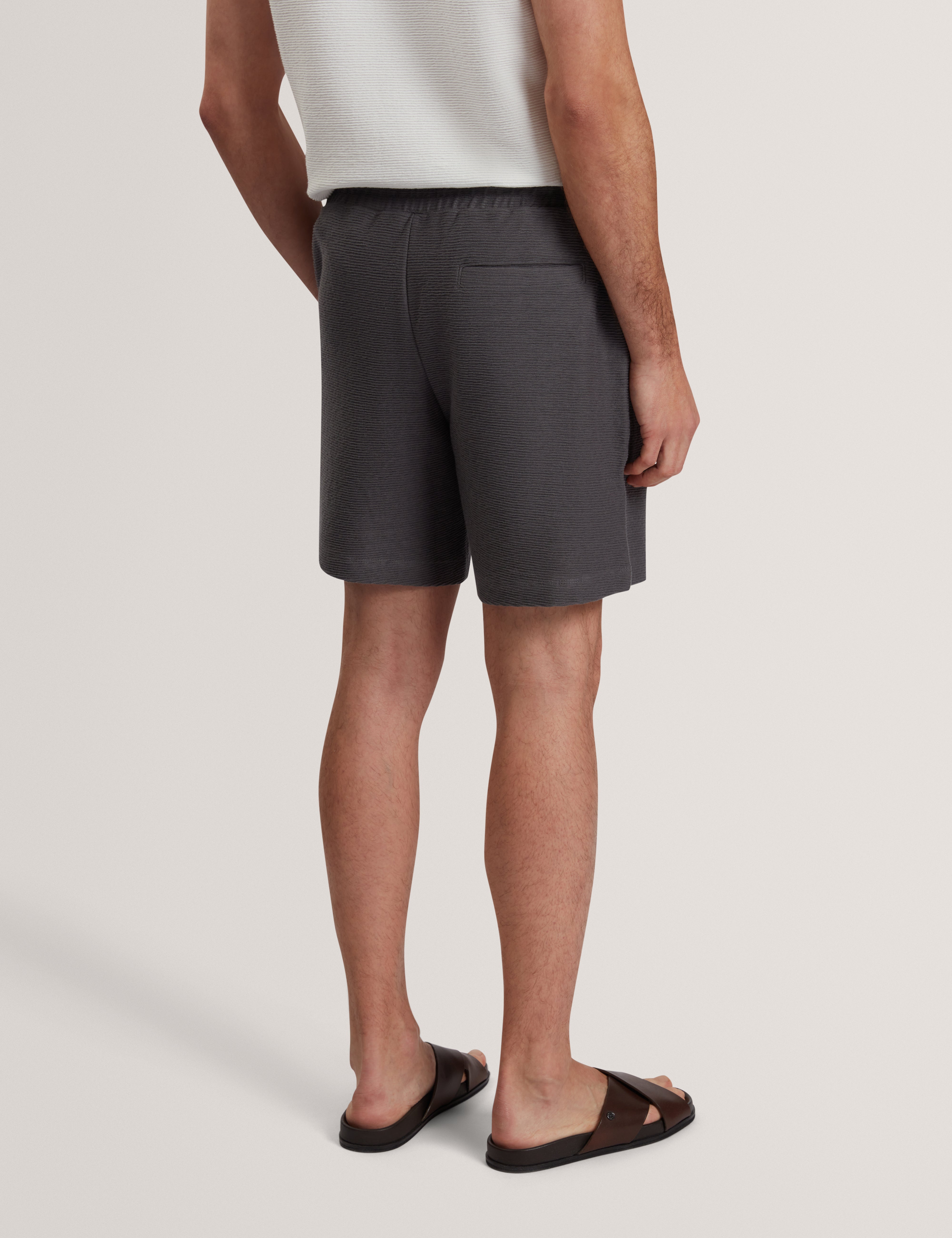 لاديسلو شورت قطني برباط لون رمادي داكن