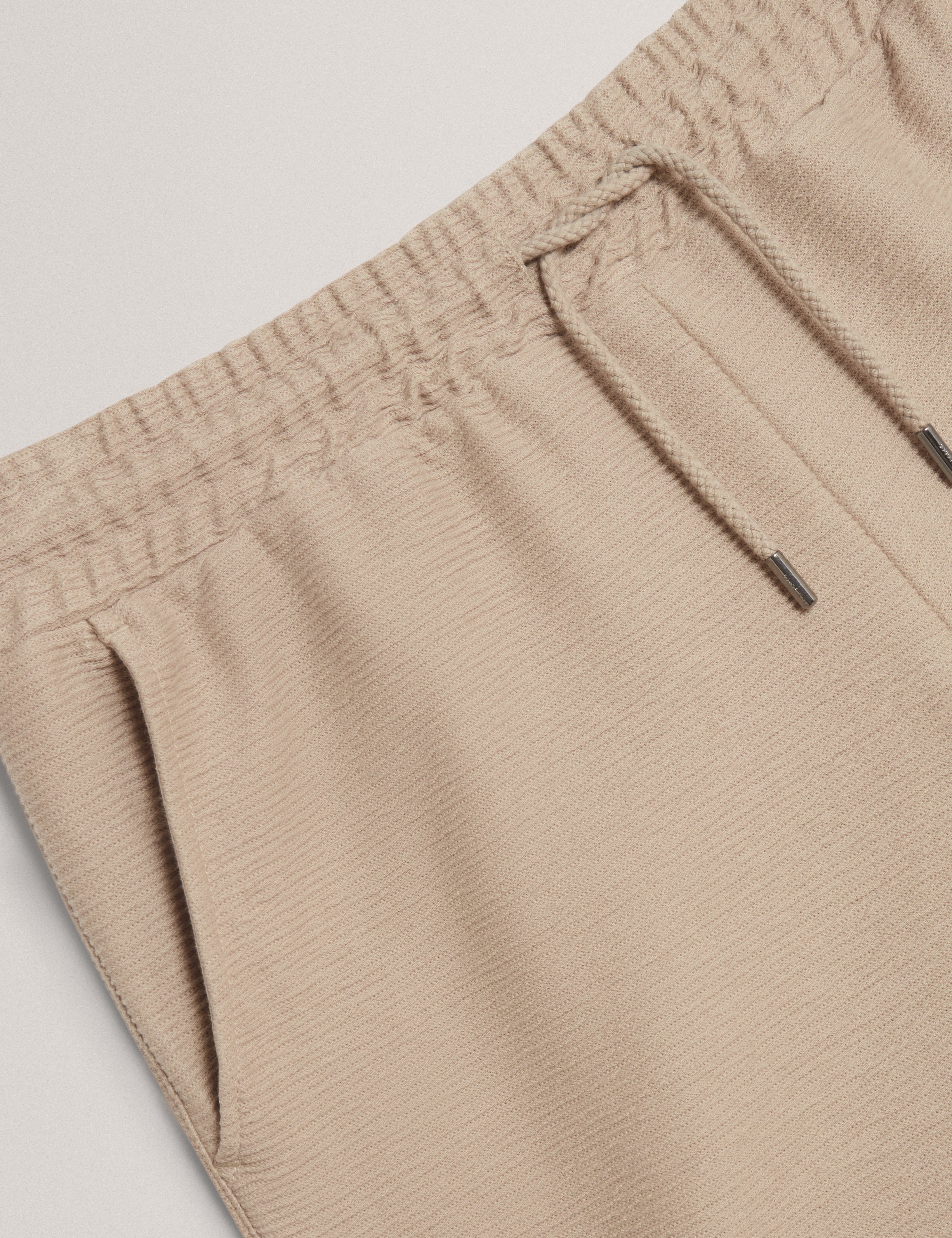 شورت لاديسلو قطني عادي برباط، لون بني رمادي