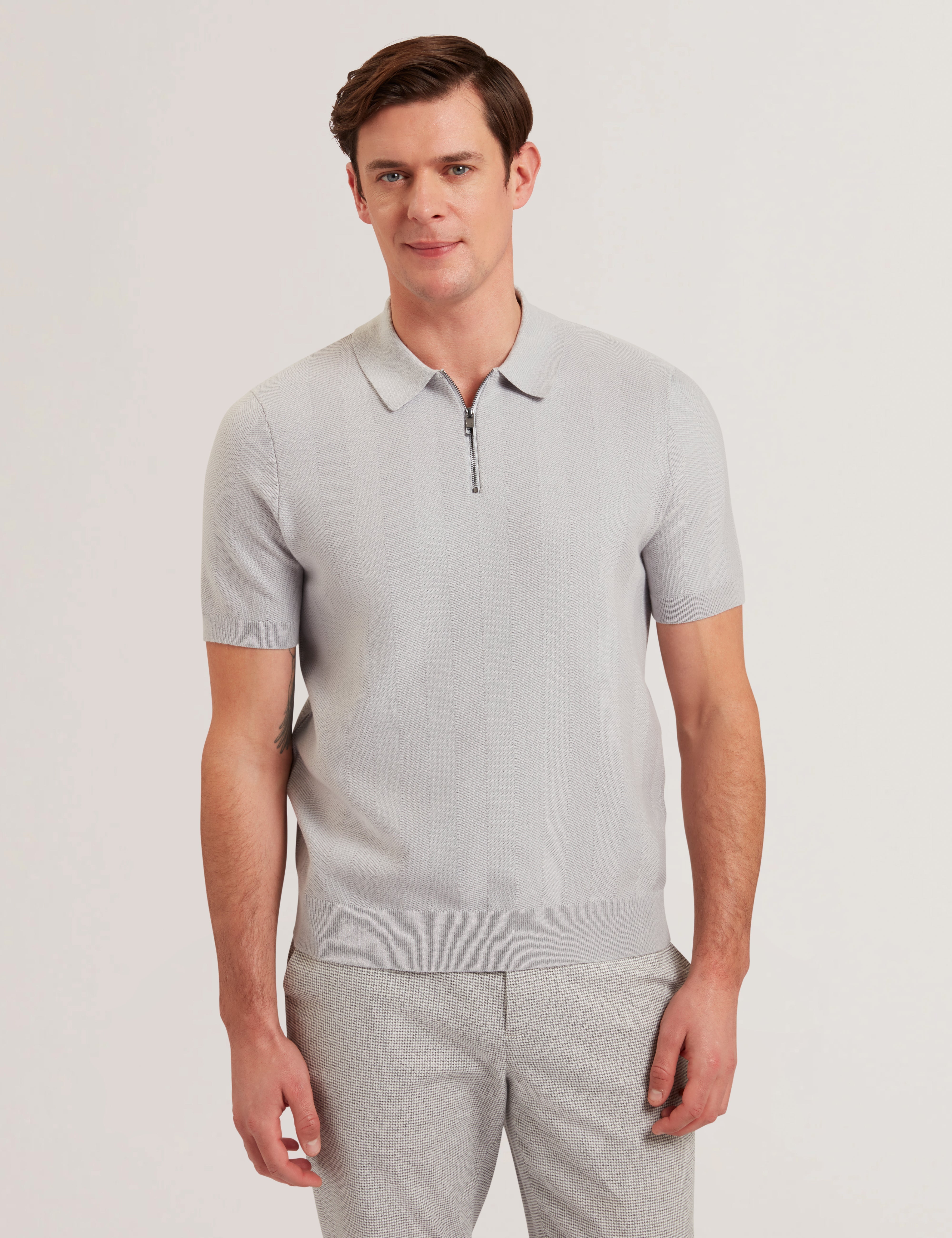 Fourd Short Sleeve Herringbone Stitch Zip Polo Grey