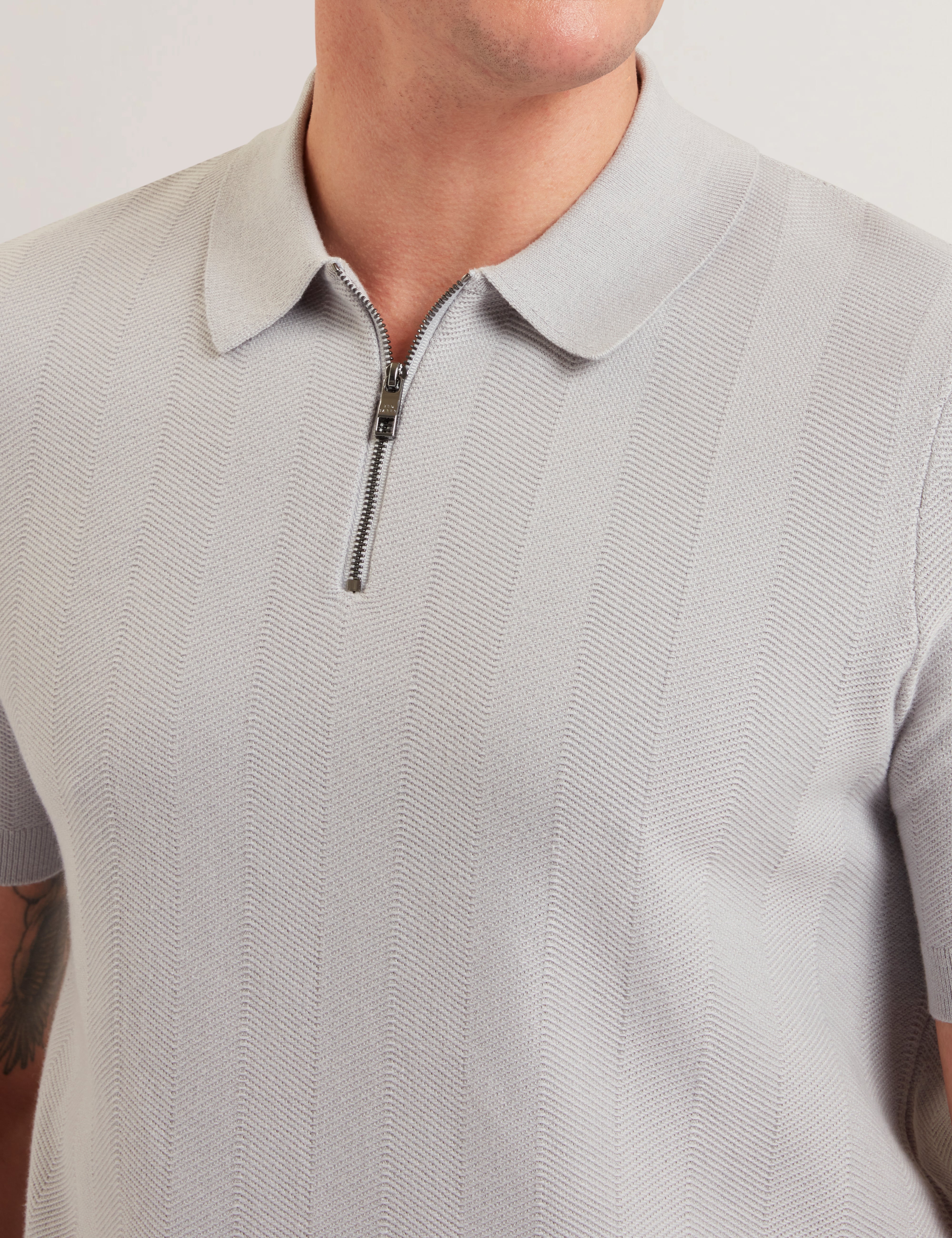 Fourd Short Sleeve Herringbone Stitch Zip Polo Grey