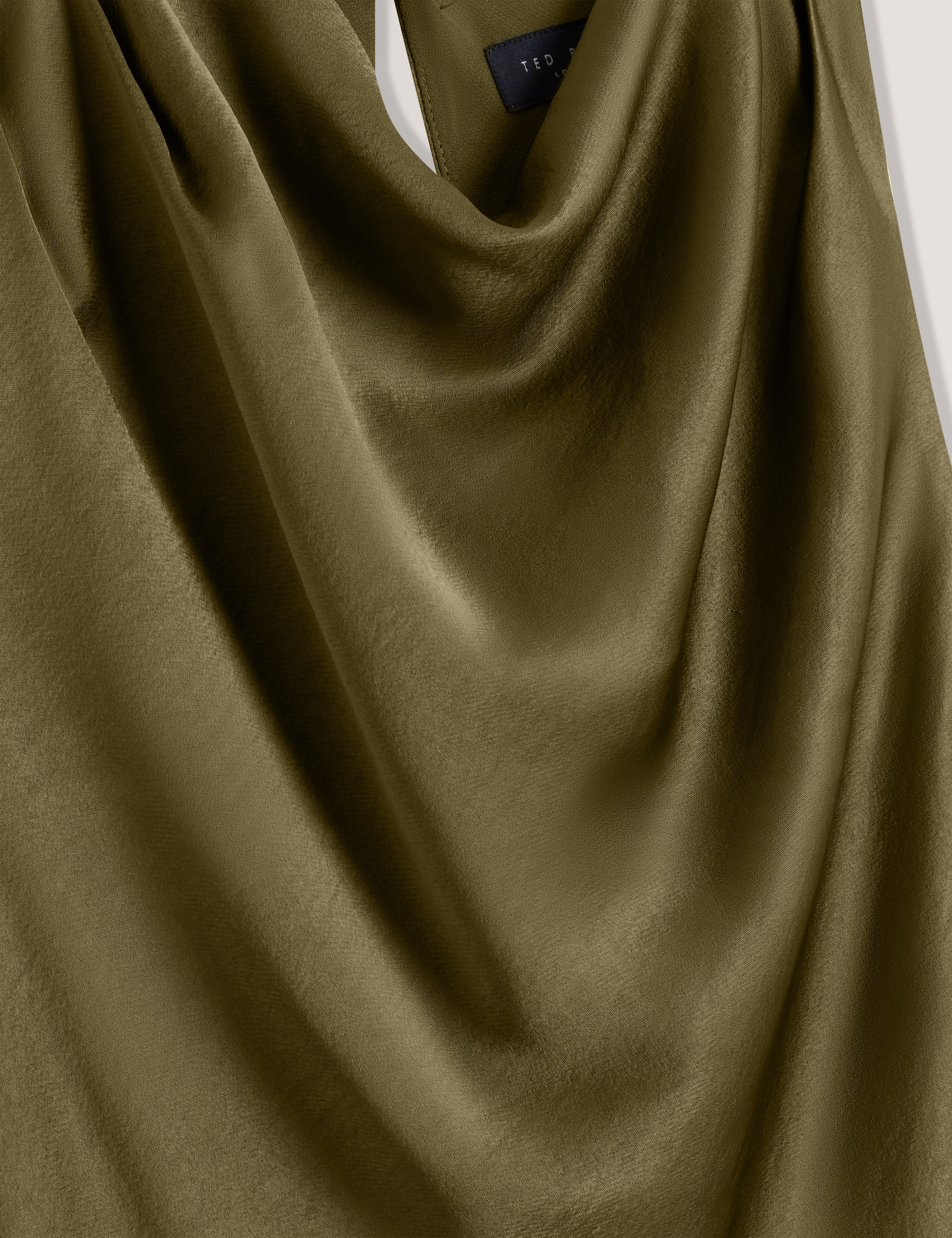 فستان Liimaa متوسط ​​الطول برقبة ثنية كاكي