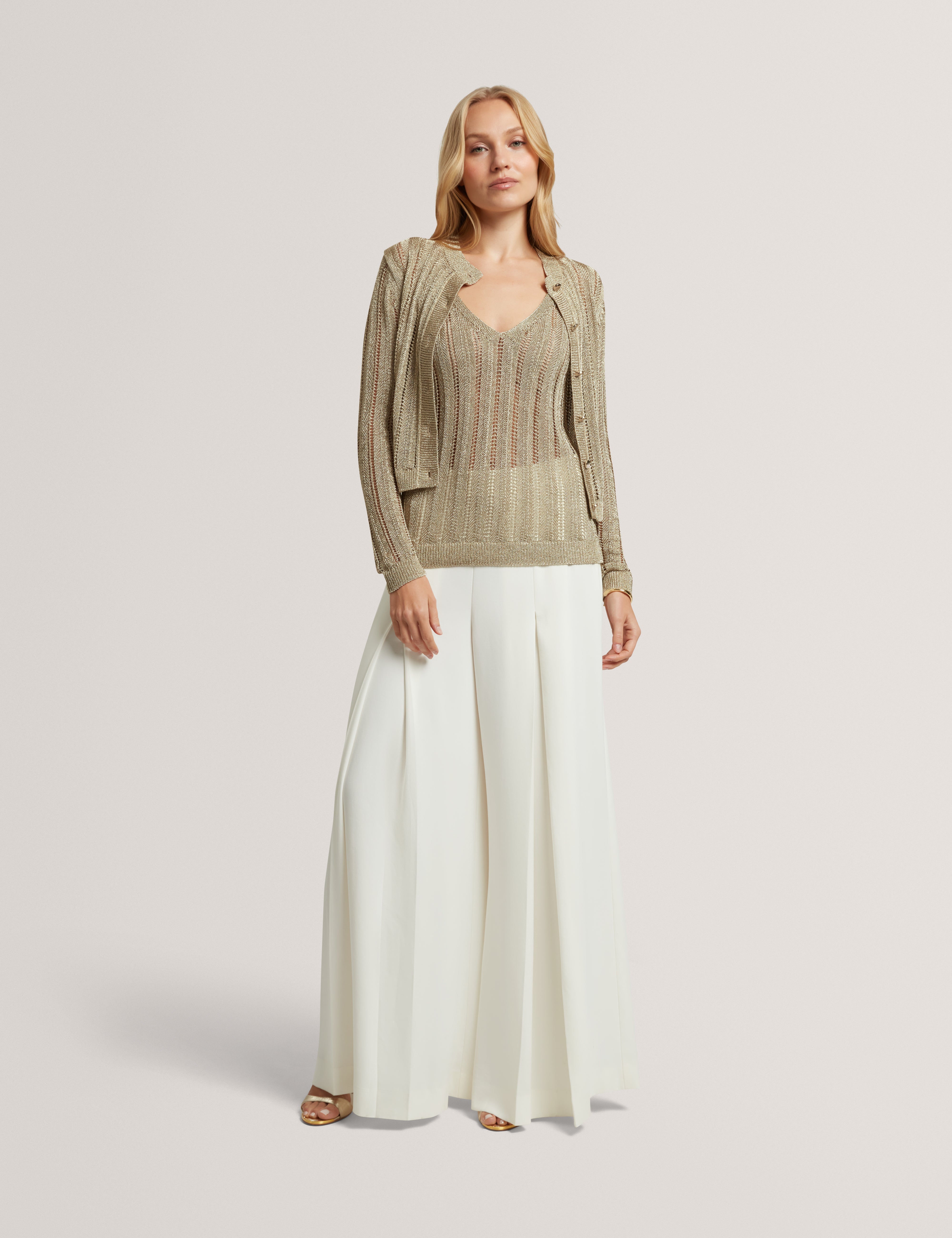 Zefria V-Neck Knitted Tank Top Gold