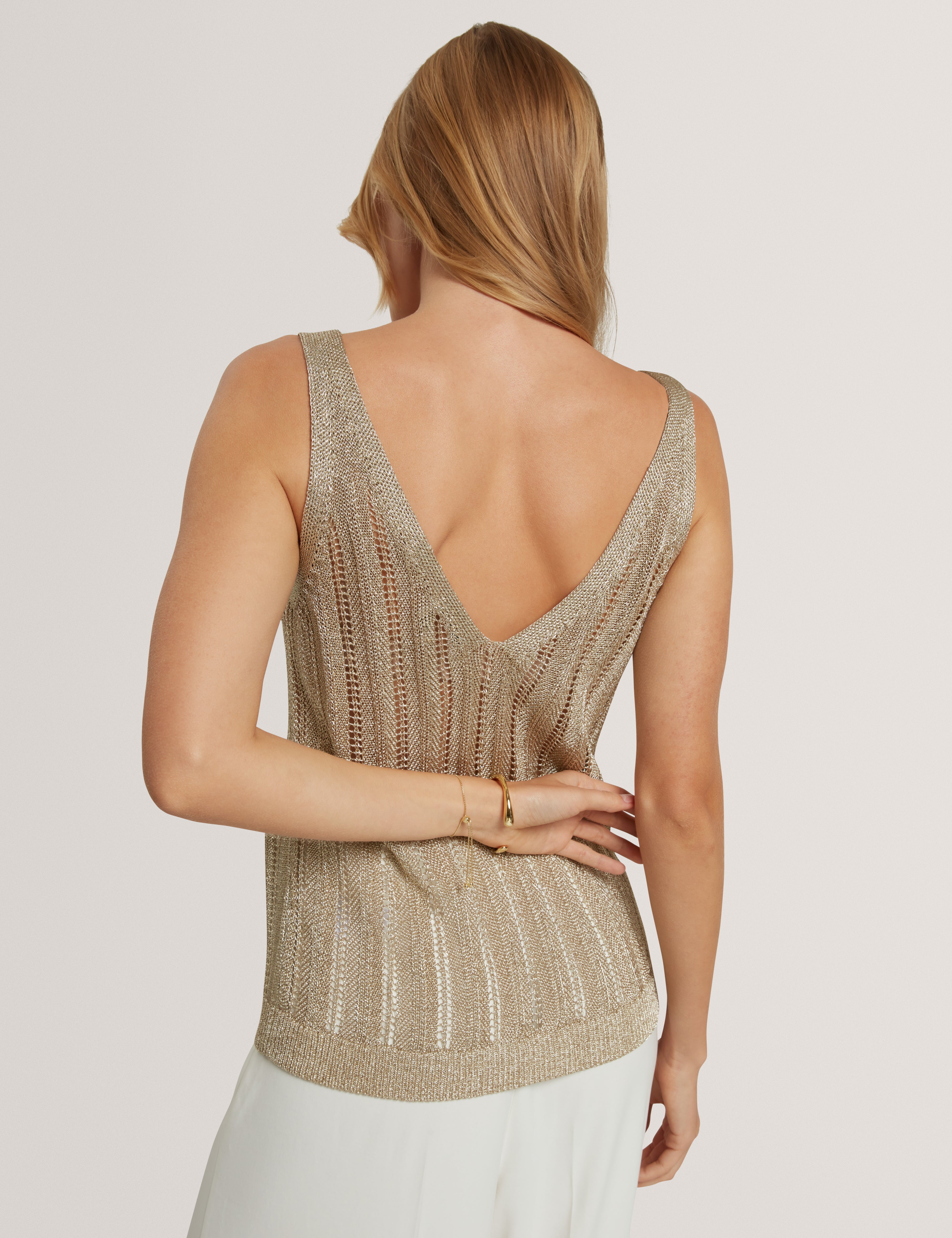 Zefria V-Neck Knitted Tank Top Gold