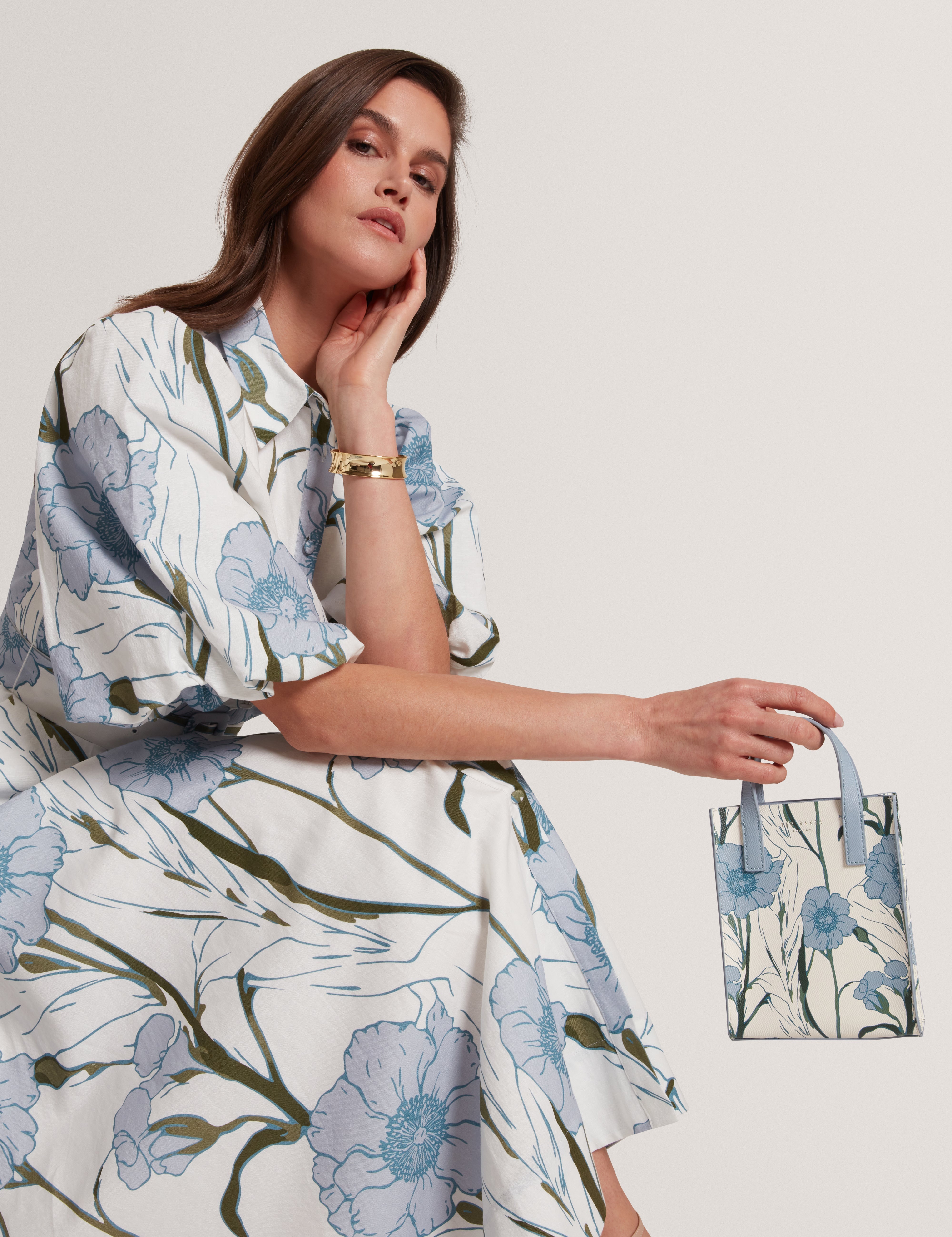 Taecon Floral Print Mini Icon Bag White