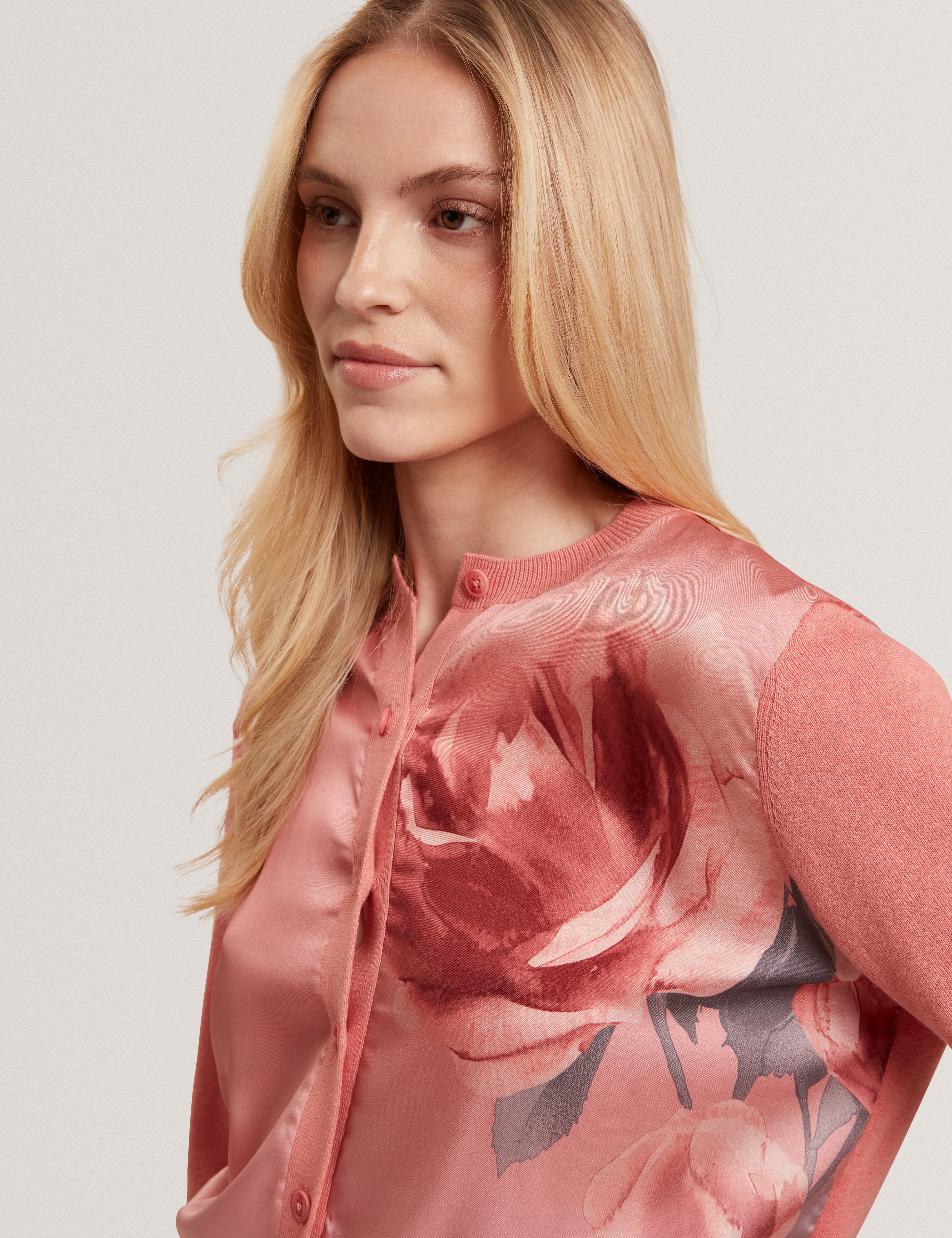 Ilyna Floral Printed Woven Front Cardigan Coral