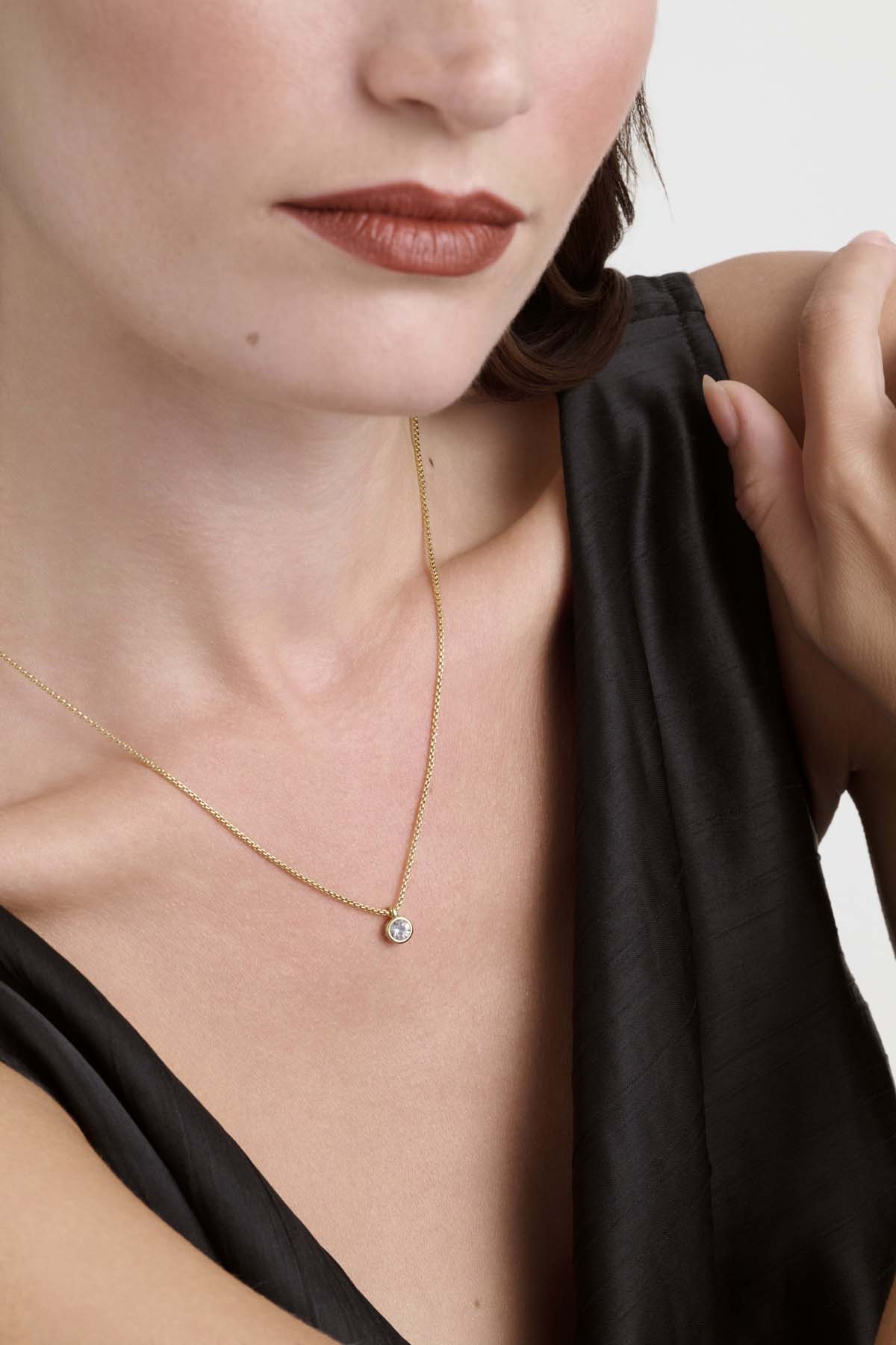 قلادة كريستال سينينا