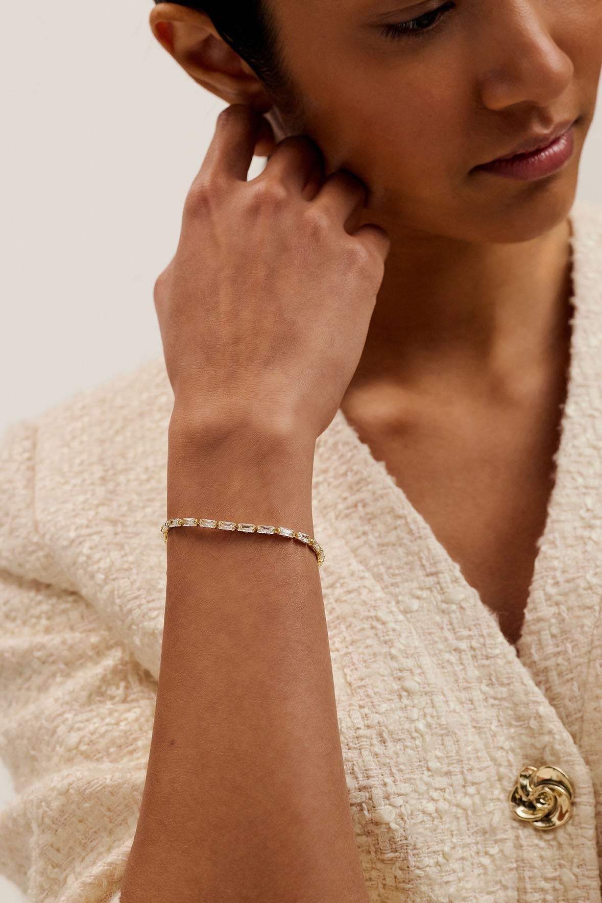 Isela Crystal Baguette Slinky Adjustable Gold